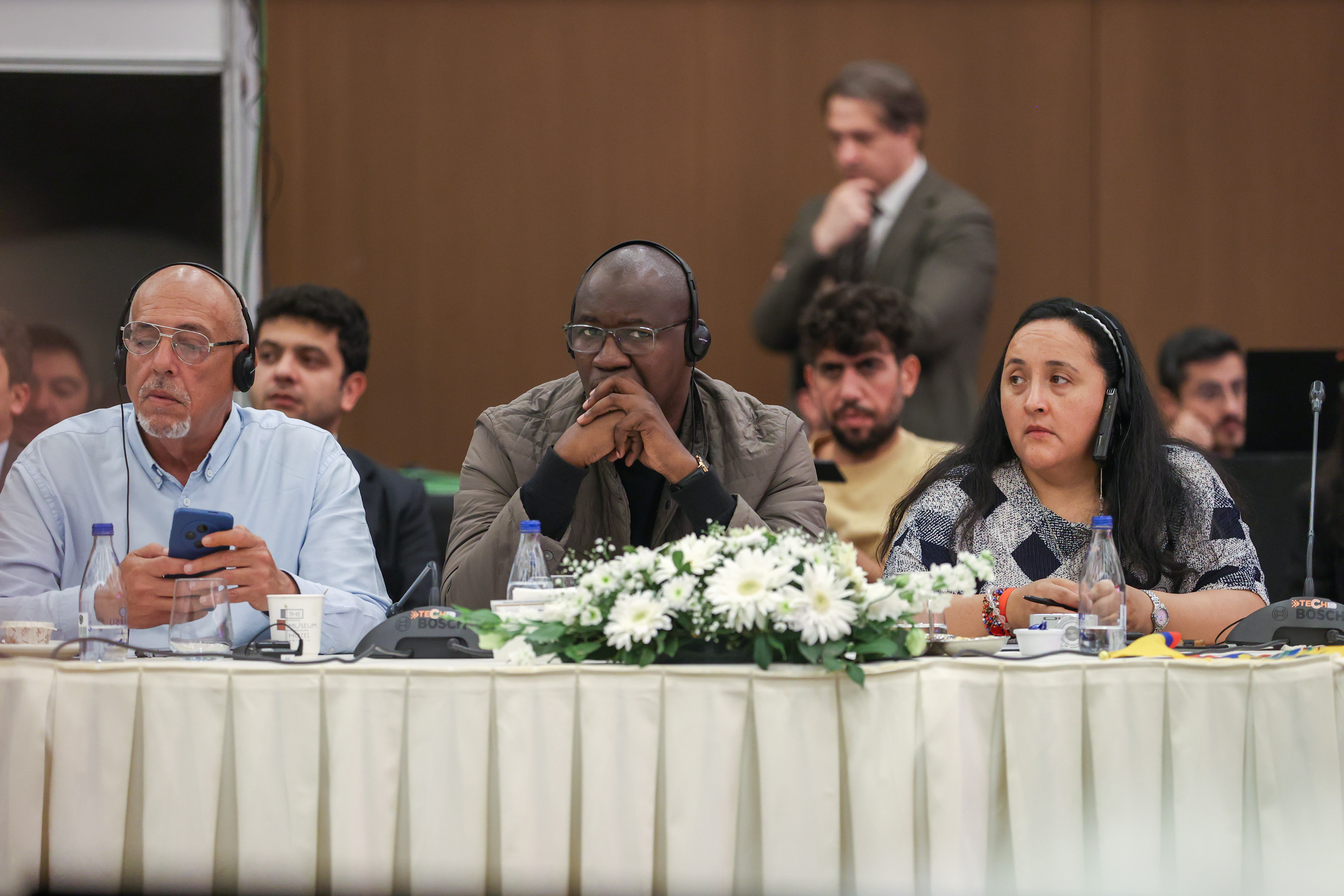 BAKAN KURUM, HATAY’DA YERLİ VE YABANCI GAZETECİLERE ASRIN İNŞA SEFERBERLİĞİNİ ANLATTI