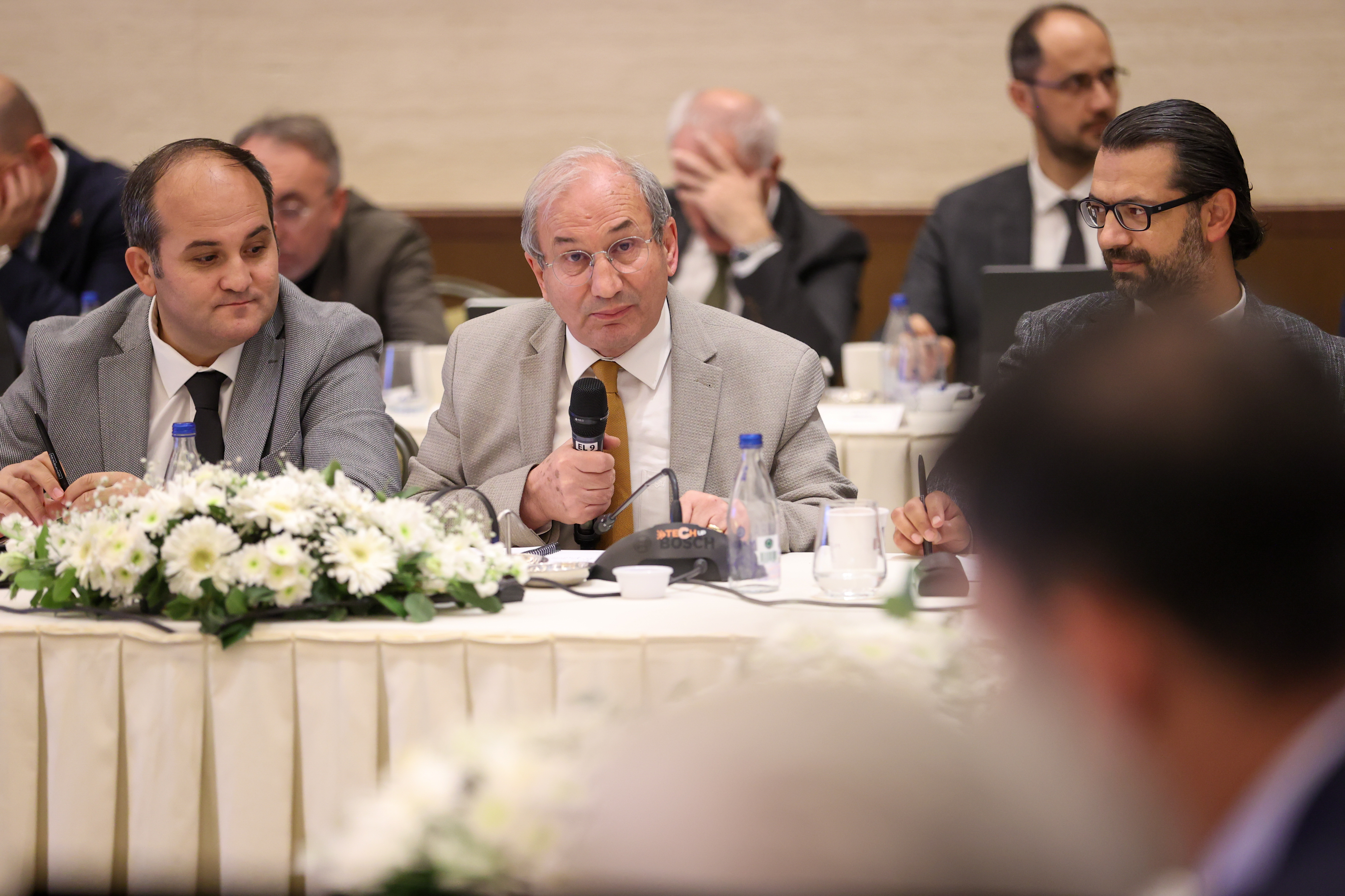 BAKAN KURUM, HATAY’DA YERLİ VE YABANCI GAZETECİLERE ASRIN İNŞA SEFERBERLİĞİNİ ANLATTI