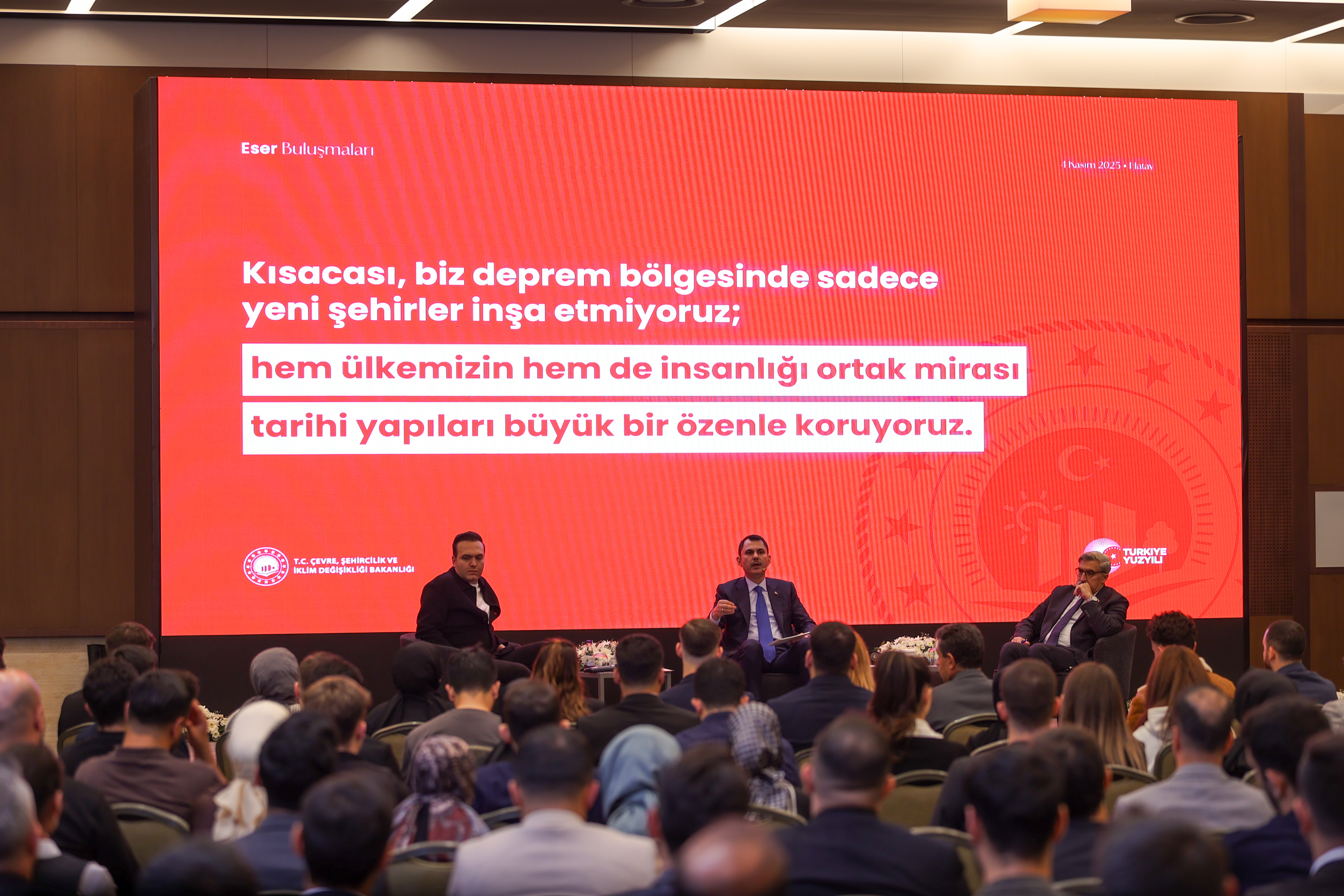 BAKAN KURUM, GENÇ MÜHENDİS VE MİMARLARA HATAY’DA ASRIN İNŞASINI ANLATTI