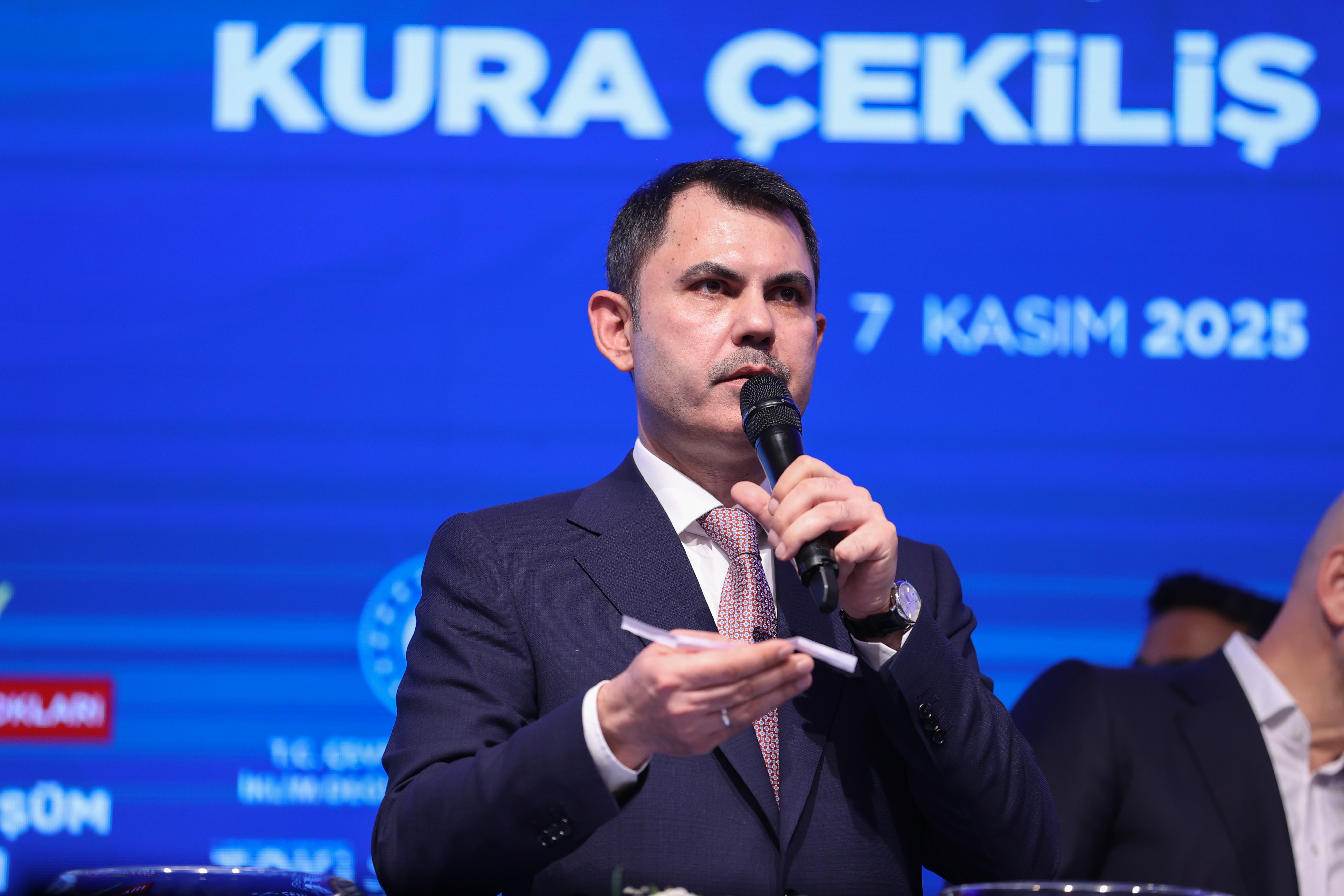 BAKAN KURUM: TÜRKİYE’DE DEVAM EDEN İKİ KENTSEL DÖNÜŞÜM PROJESİNDEN BİRİNİ İSTANBUL’A YAPIYORUZ