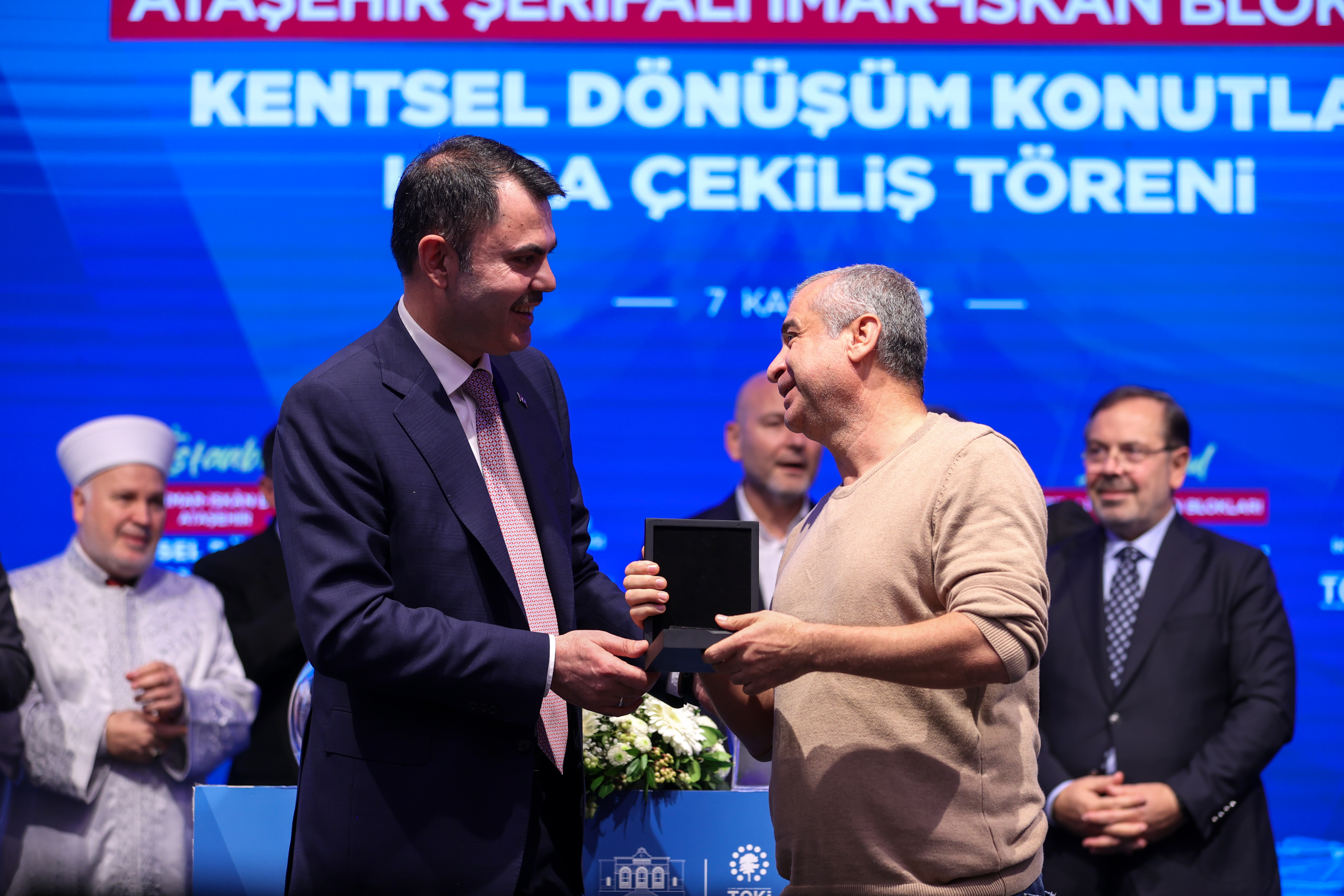 BAKAN KURUM: TÜRKİYE’DE DEVAM EDEN İKİ KENTSEL DÖNÜŞÜM PROJESİNDEN BİRİNİ İSTANBUL’A YAPIYORUZ