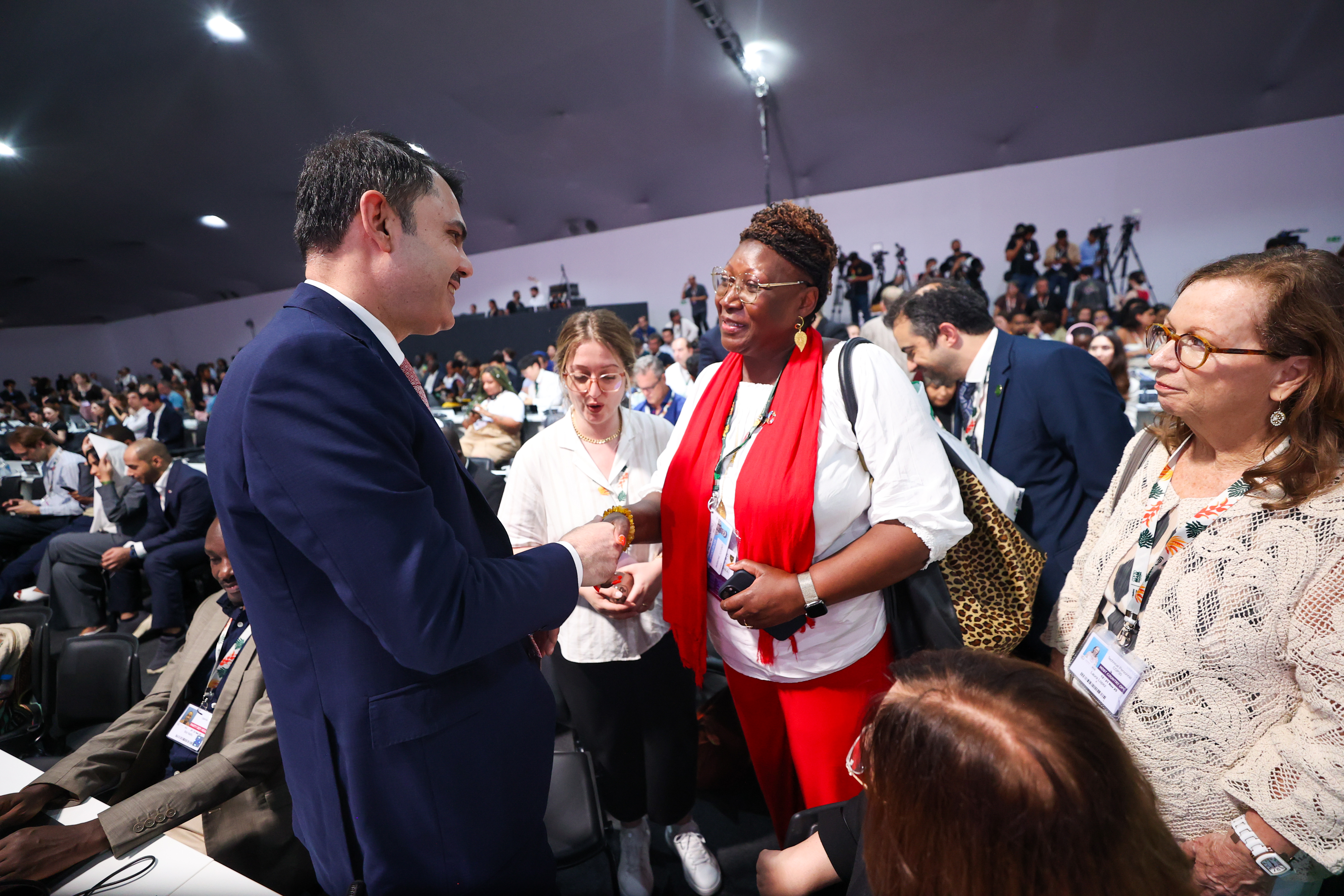 BAKAN KURUM: GELECEĞİMİZ İÇİN EN ANLAMLI MARATONUMUZU BAŞLATIYORUZ