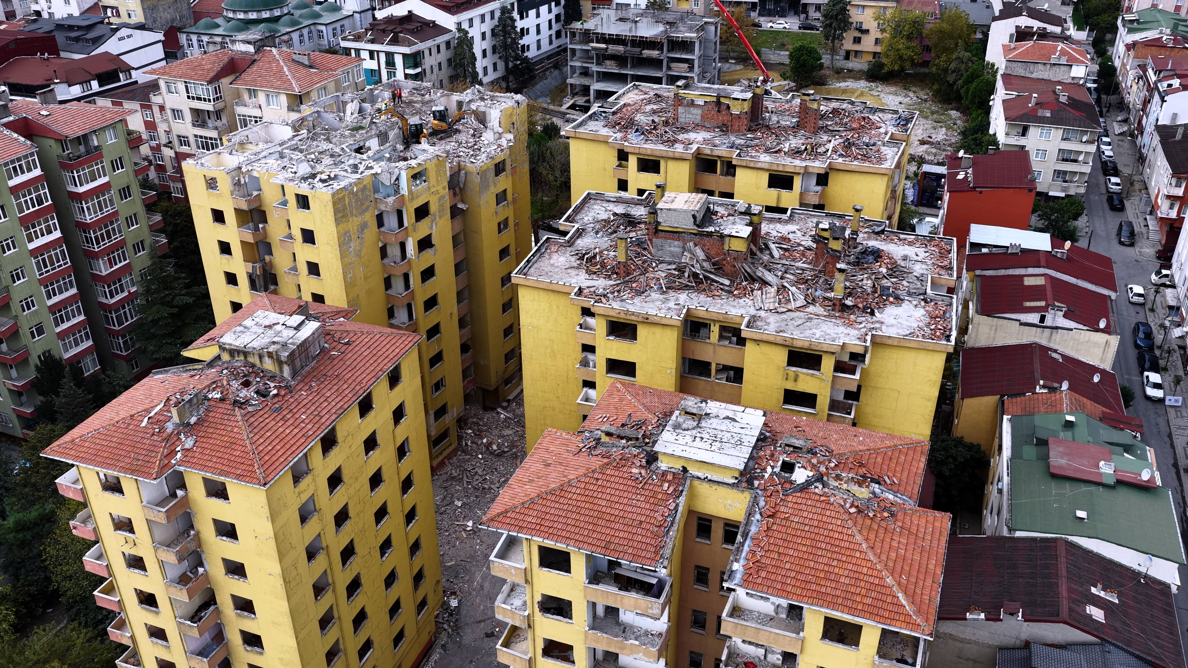 BAKAN KURUM: DOĞUŞ SİTESİ SAKİNLERİ ARTIK KORKUYLA UYUMAYACAK