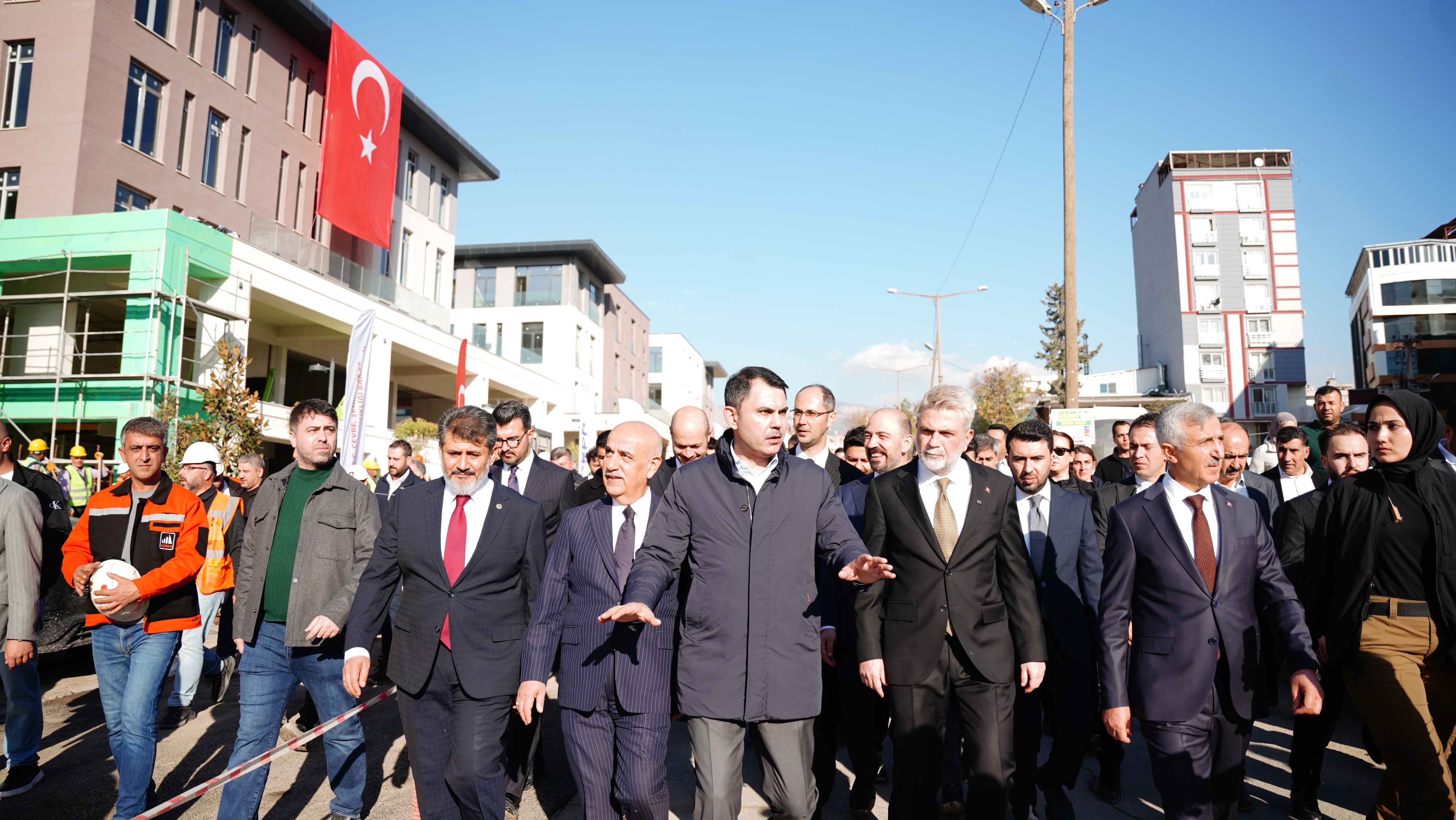 BAKAN KURUM: ŞİMDİ SİZİ BÖYLE GÖRÜYORUZ YA DÜNYANIN EN BÜYÜK MUTLULUĞU BU BİZİM İÇİN