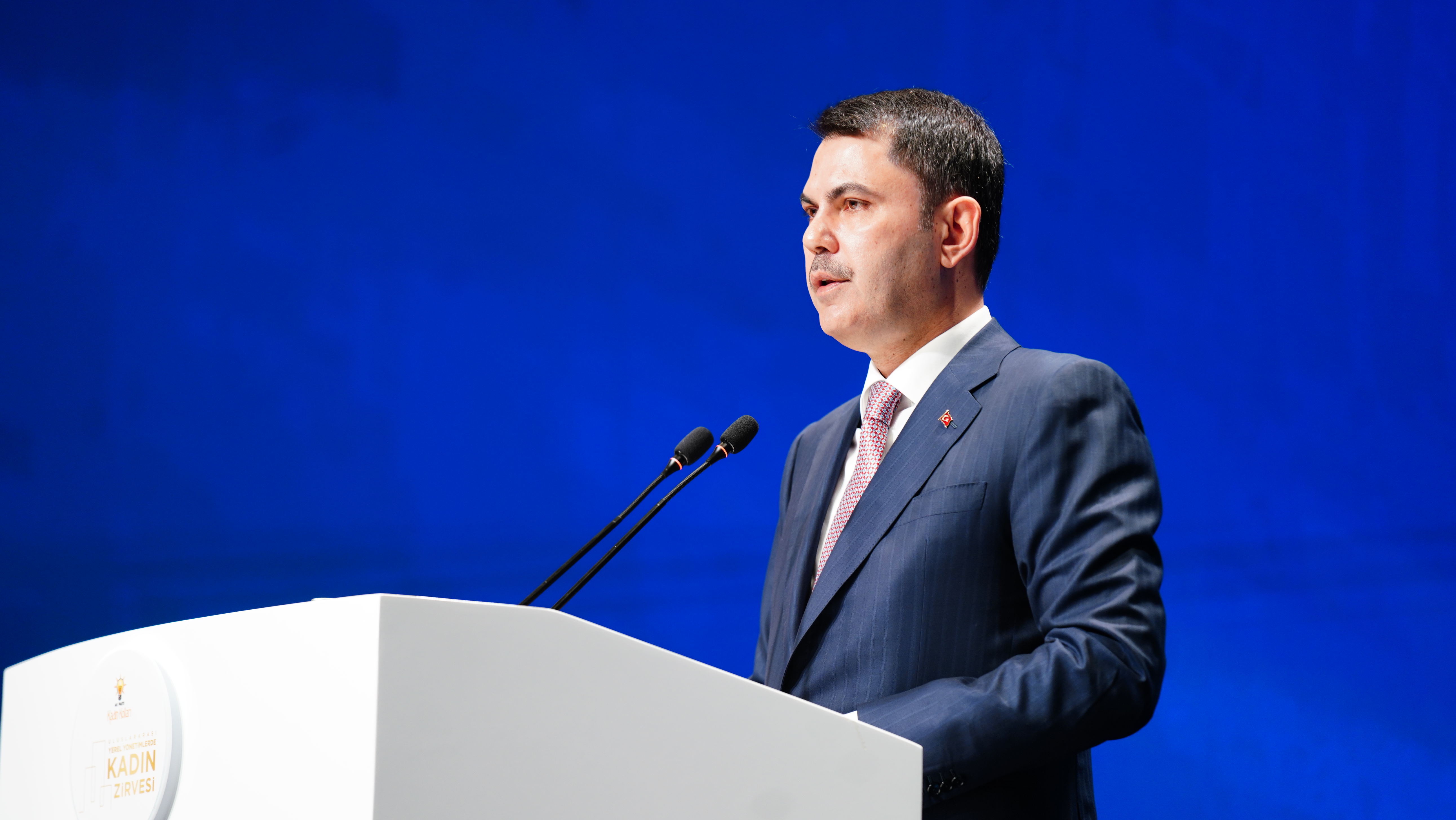 BAKAN KURUM, ULUSLARARASI YEREL YÖNETİMLERDE KADIN ZİRVESİ’NDE KONUŞTU