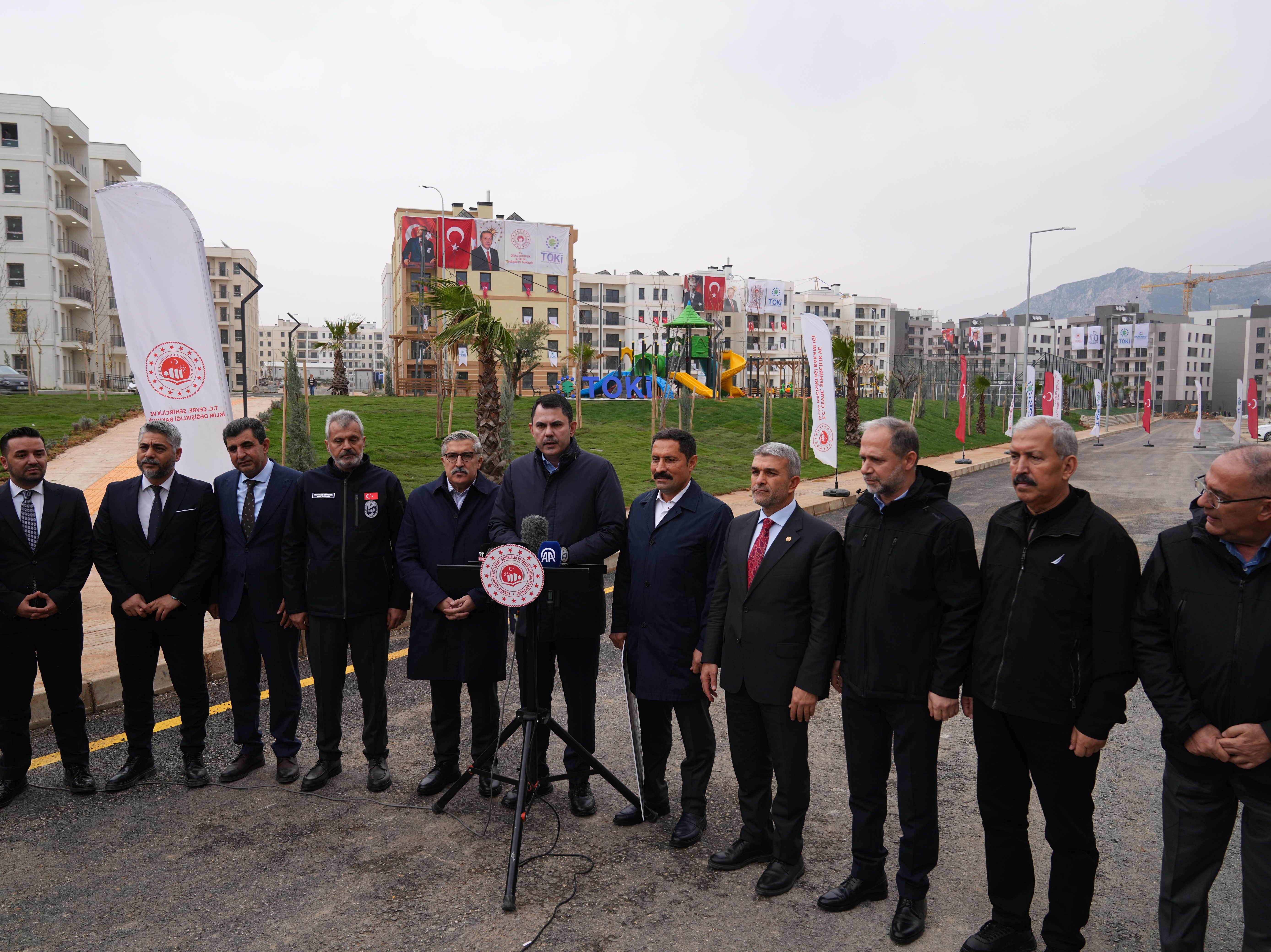 BAKAN KURUM, DEPREM BÖLGESİNDE SON ANAHTAR TESLİM TÖRENİNİN YAPILACAĞI HATAY’DA İNCELEMELERDE BULUNDU