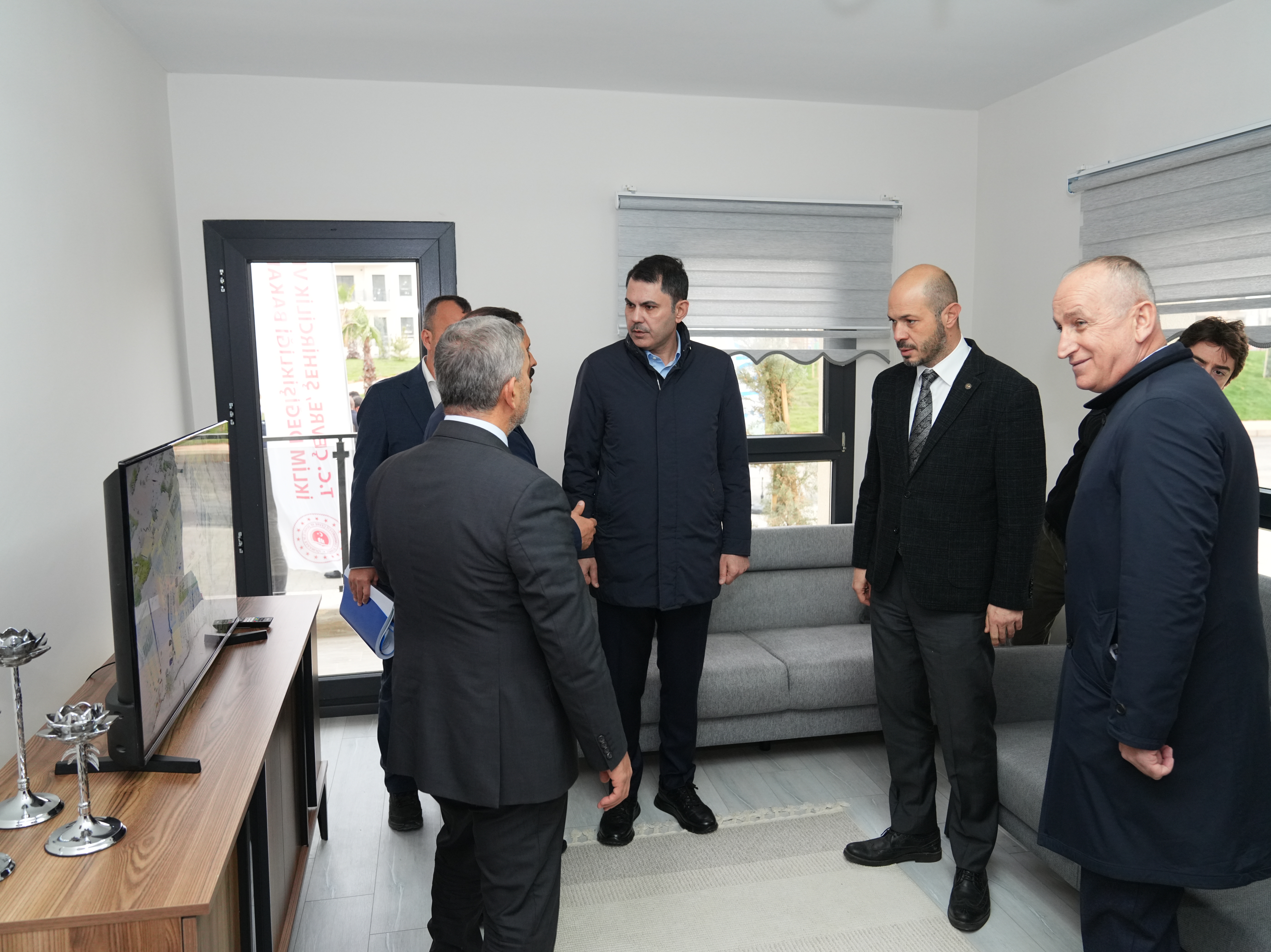 BAKAN KURUM, DEPREM BÖLGESİNDE SON ANAHTAR TESLİM TÖRENİNİN YAPILACAĞI HATAY’DA İNCELEMELERDE BULUNDU