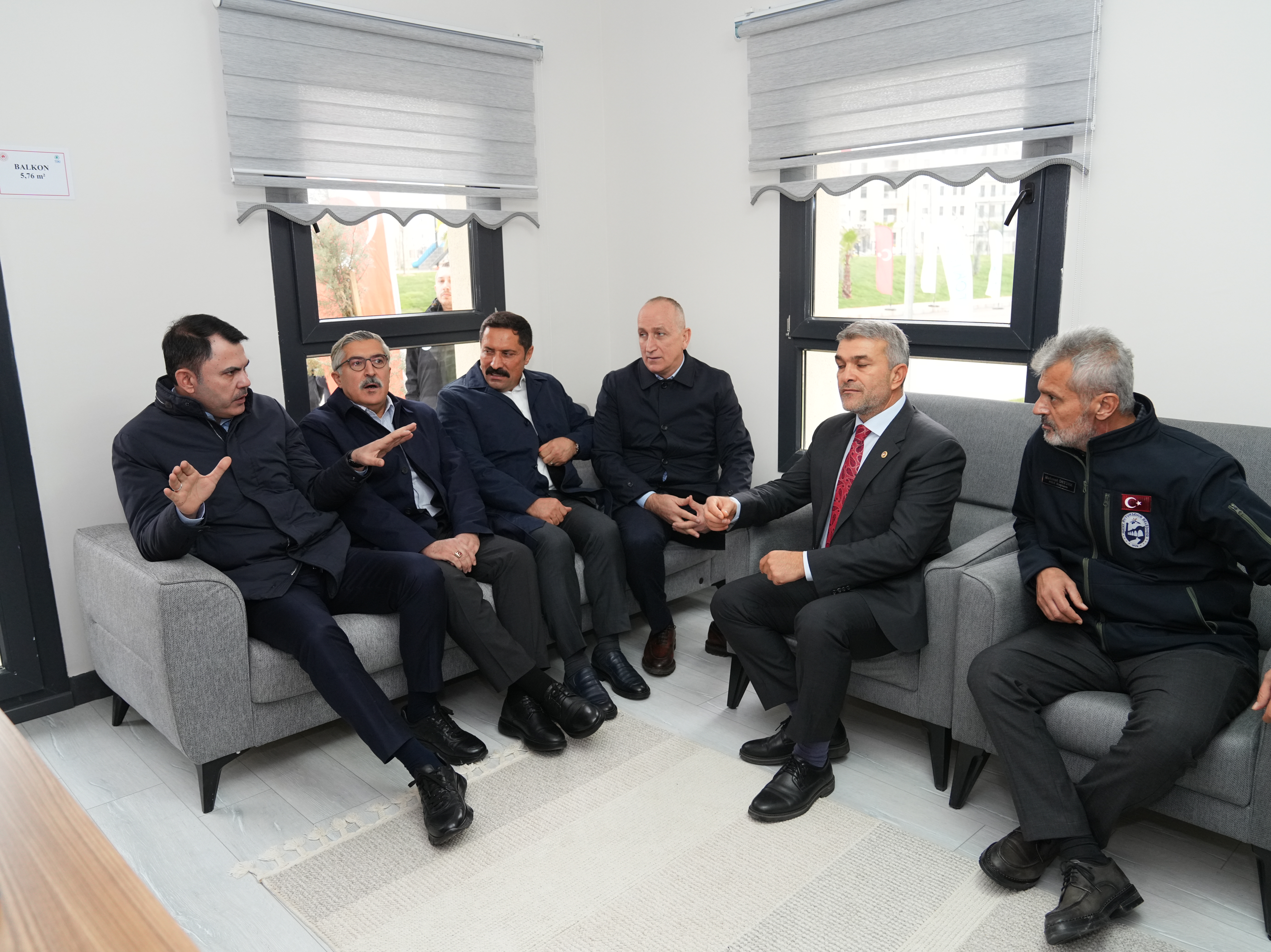 BAKAN KURUM, DEPREM BÖLGESİNDE SON ANAHTAR TESLİM TÖRENİNİN YAPILACAĞI HATAY’DA İNCELEMELERDE BULUNDU