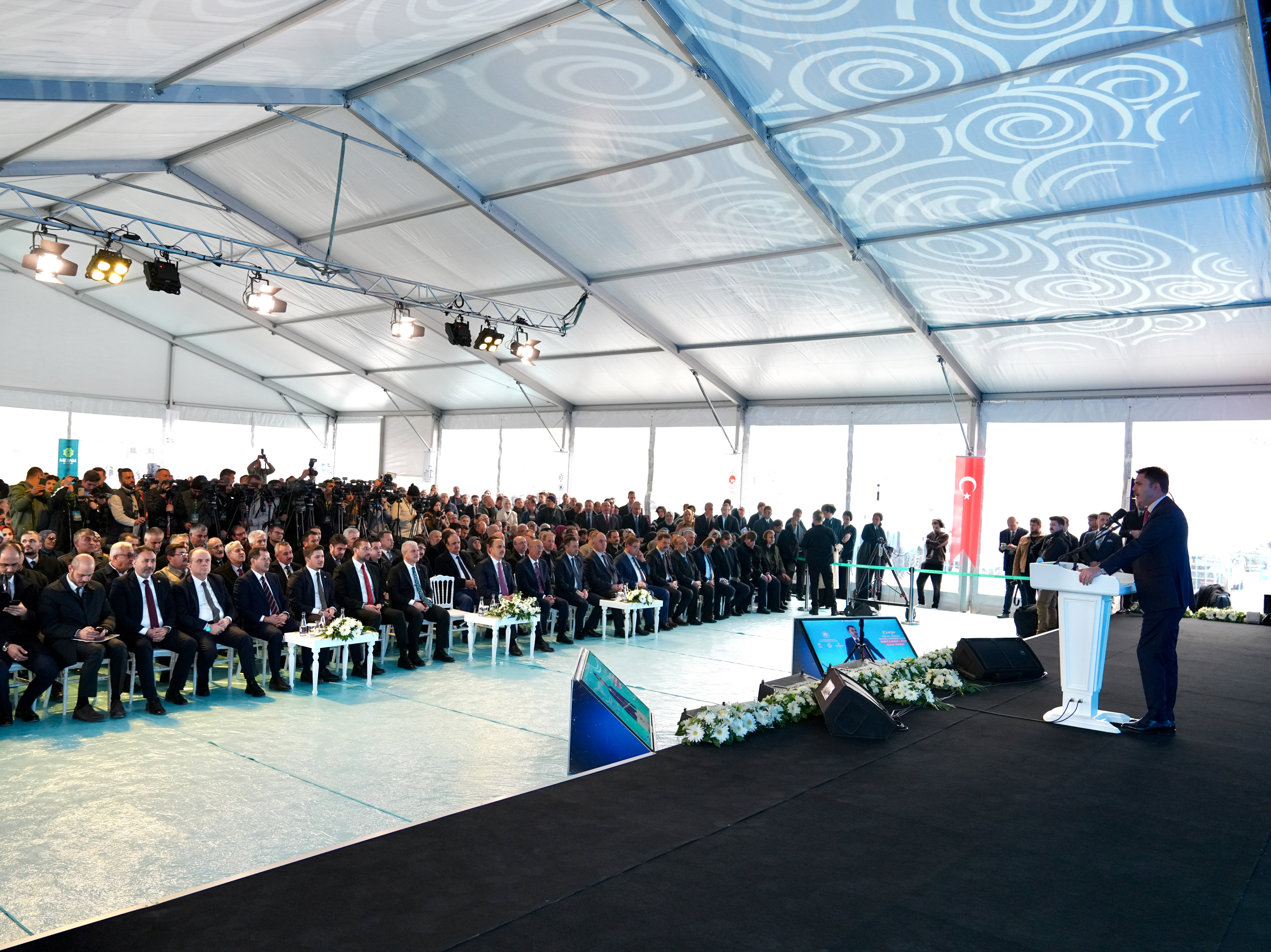 BAKAN KURUM KONYA’DA SURİÇİ ÇARŞISI 1. ETAP AÇILIŞINDA KONUŞTU