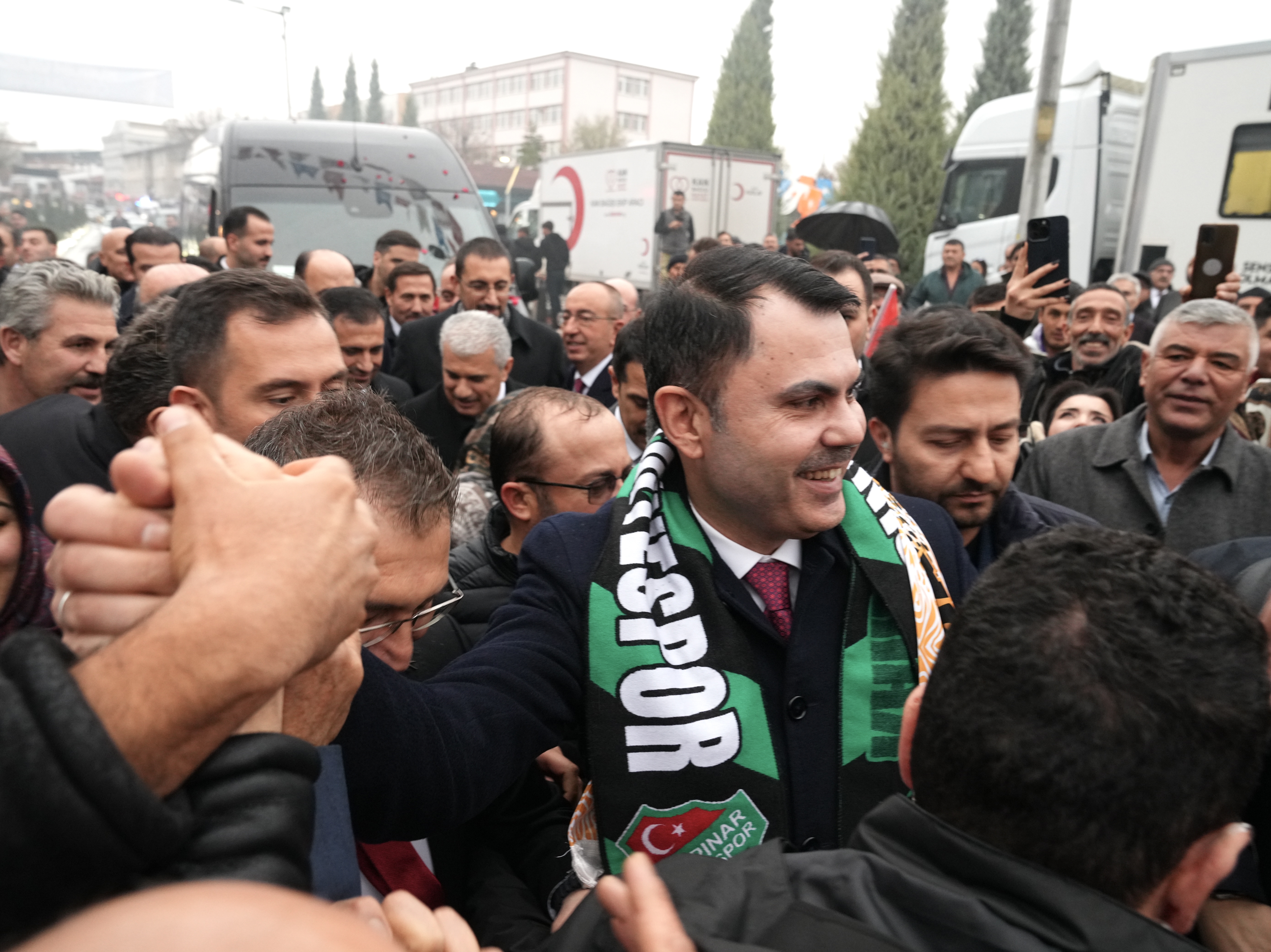 BAKAN KURUM: DEPREM BÖLGESİNDE YIL SONUNDA 500 BİN KONUT HEDEFİYLE ÇALIŞIYORUZ