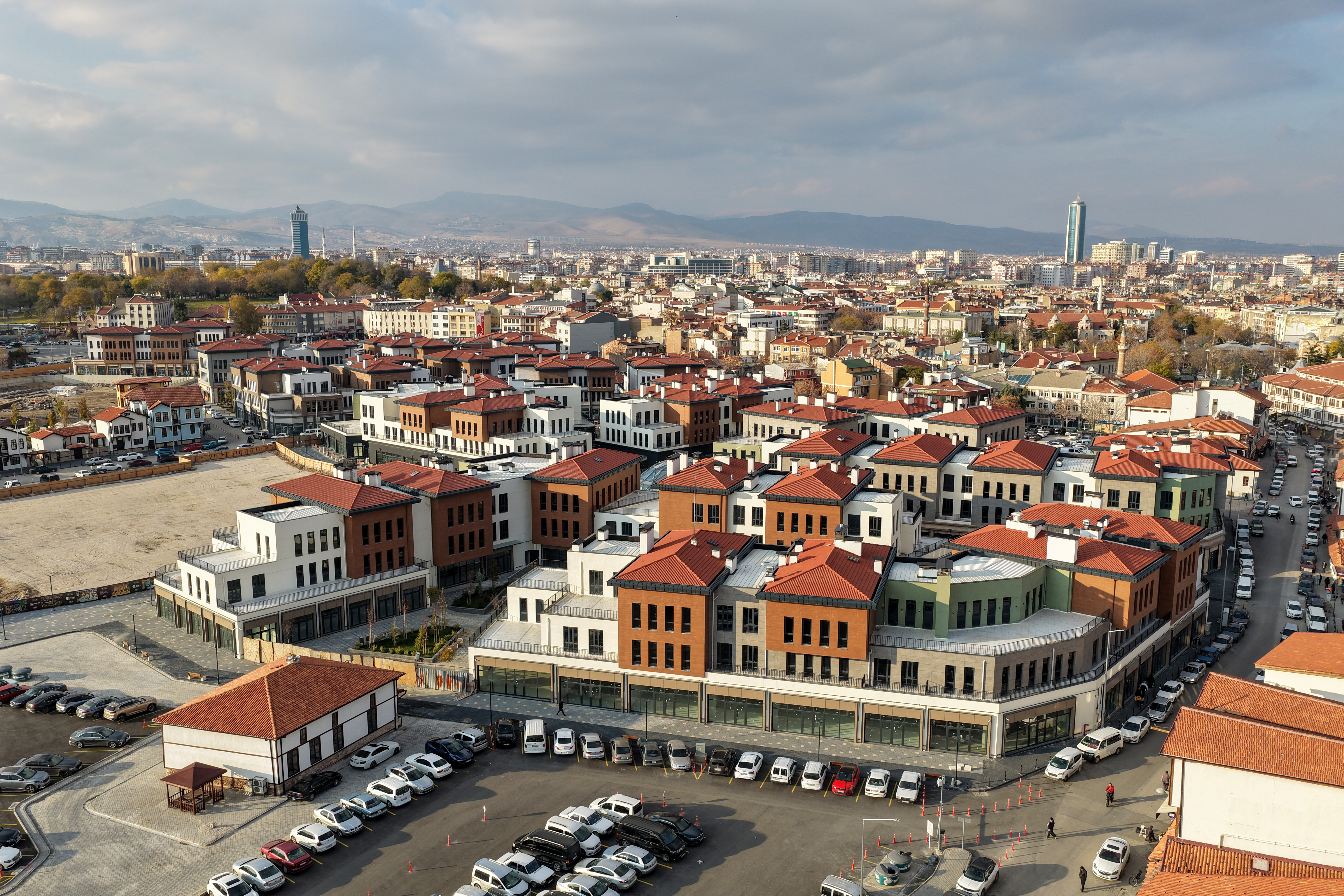 BAKAN KURUM KONYA’DA SURİÇİ ÇARŞISI 1. ETAP AÇILIŞINDA KONUŞTU