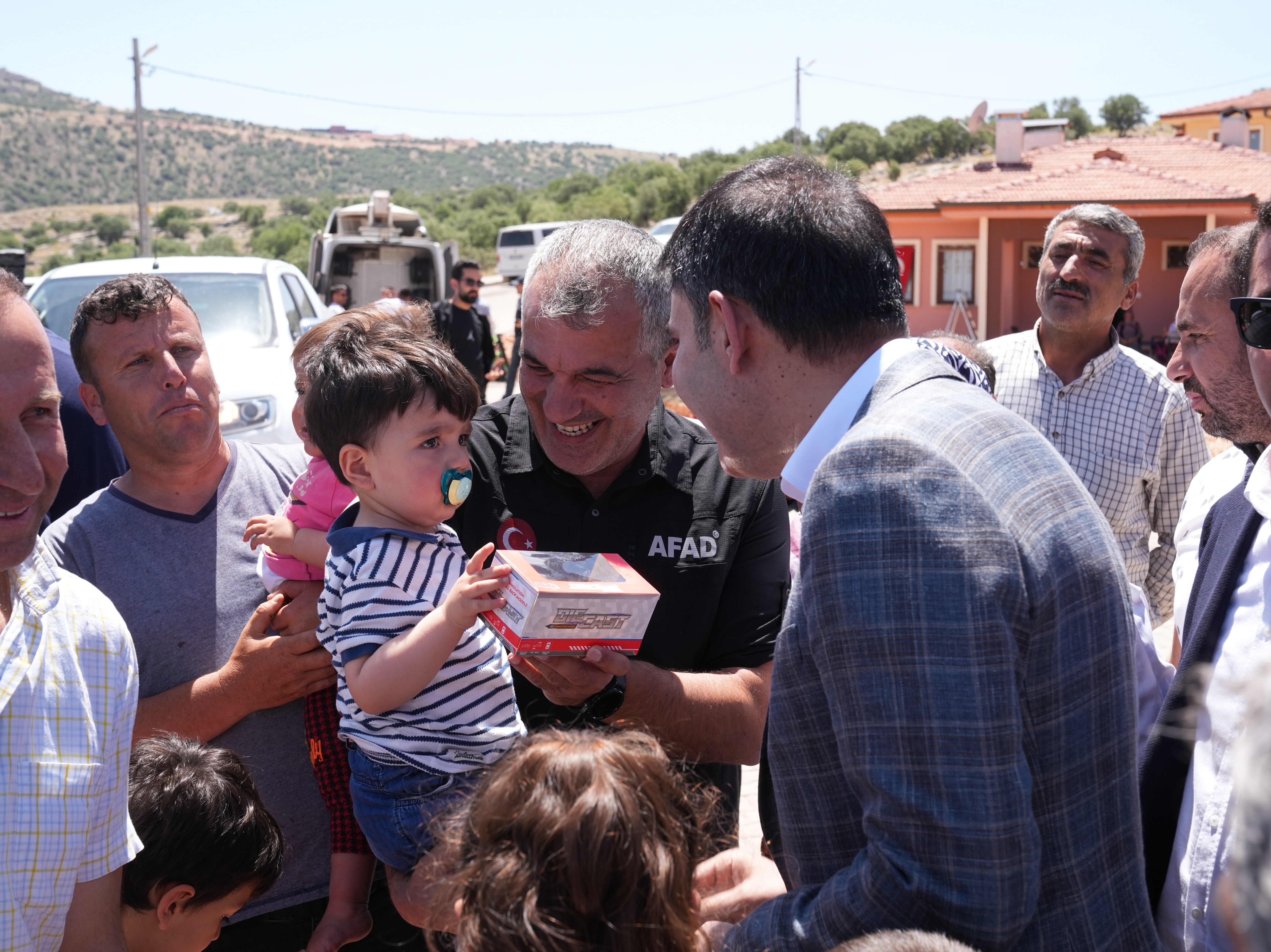 BAKAN KURUM’A ZEY KÖYÜ’NDEN TEŞEKKÜR