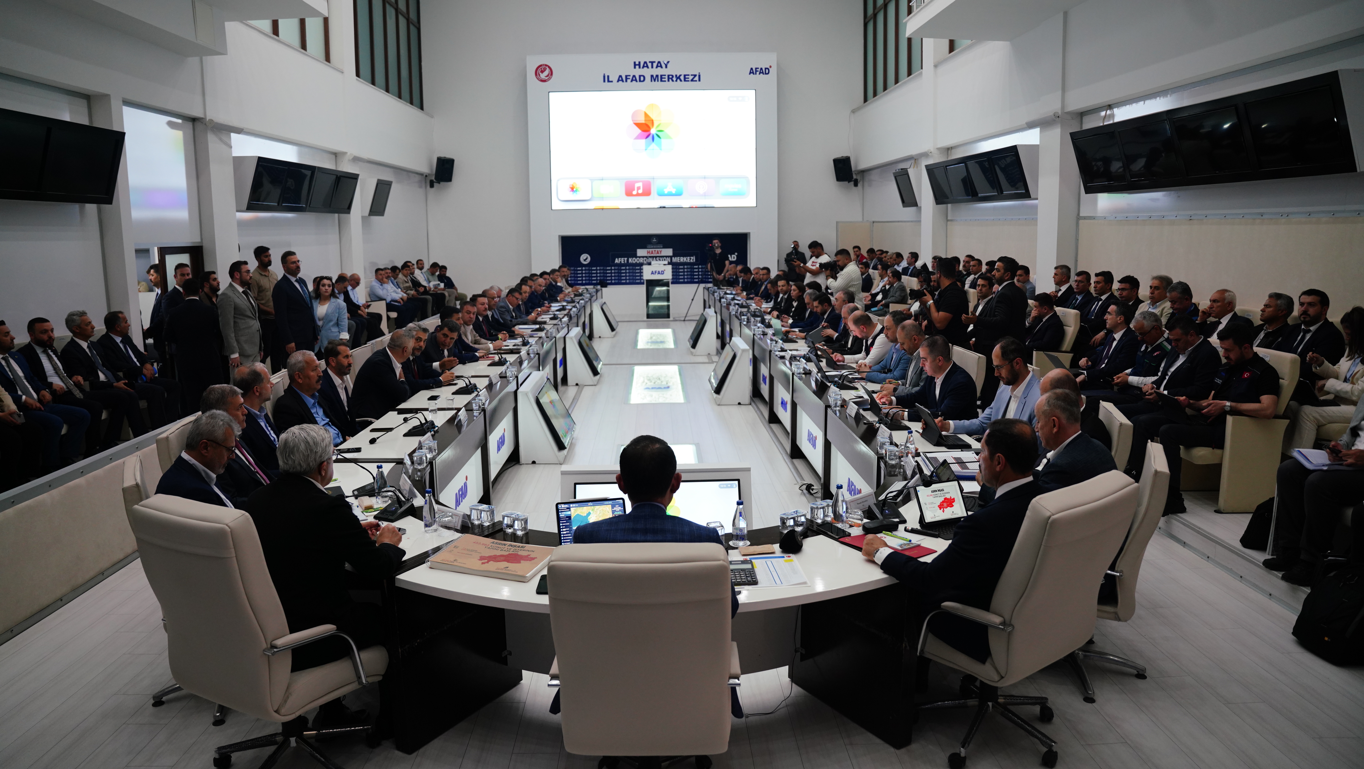 BAKAN KURUM’DAN HATAY’A 3 MÜJDE