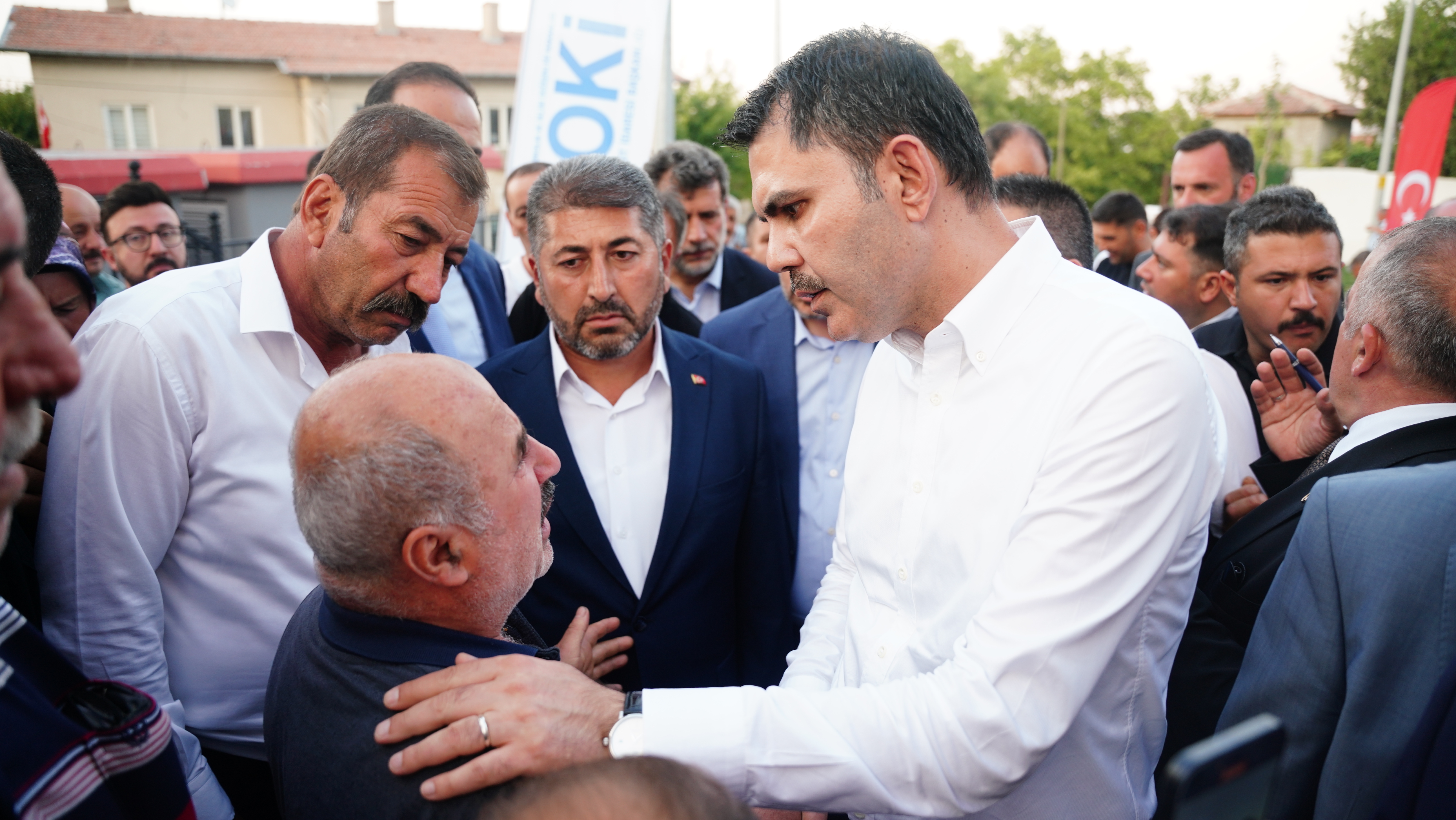 BAKAN KURUM’DAN AKÇADAĞ’DA DEPREMZEDE AİLEYE ZİYARET