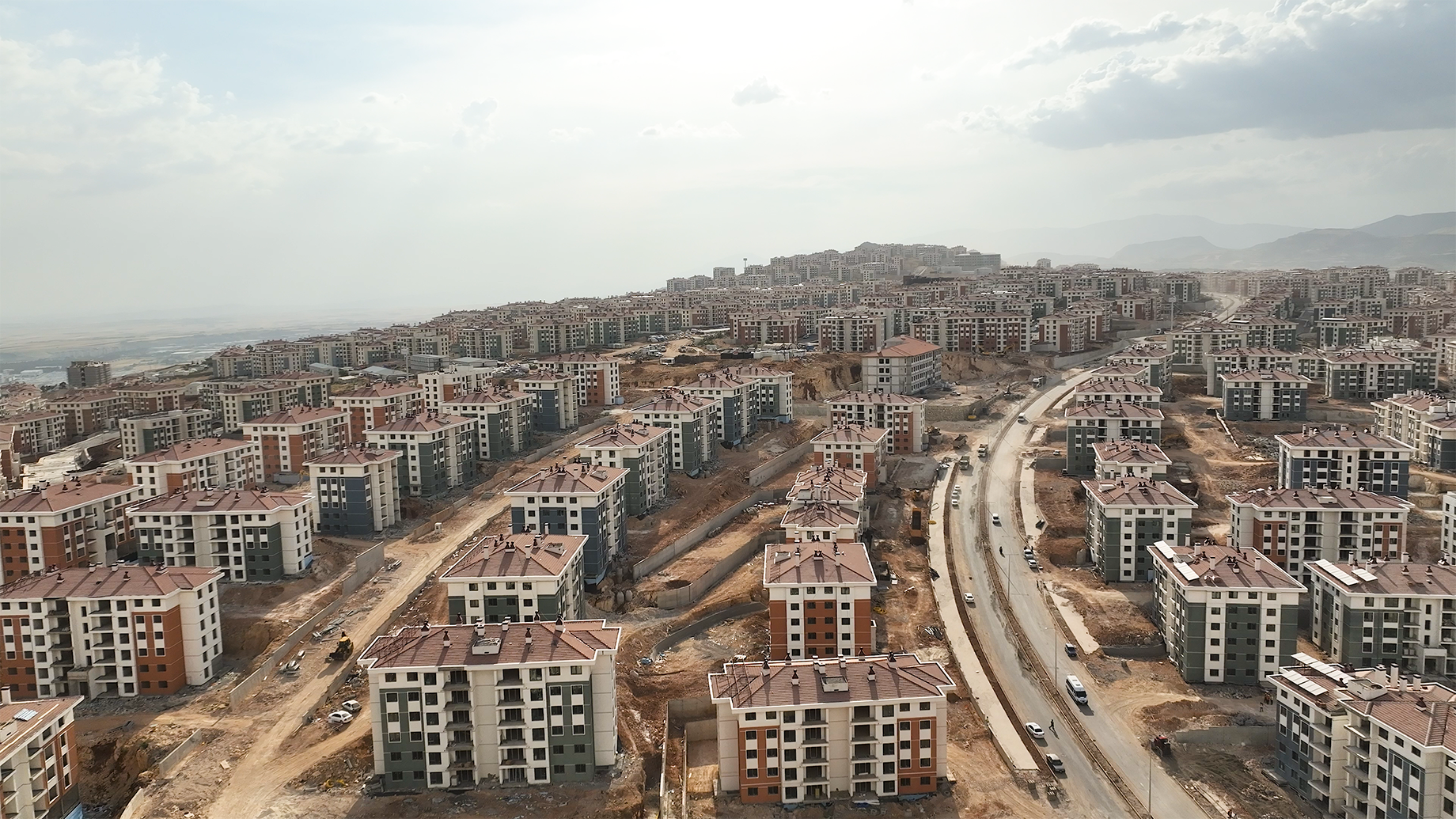 BAKAN KURUM’DAN İNDERE PAYLAŞIMI: BUNDAN İYİSİNİ KİM YAPIYORSA HODRİ MEYDAN