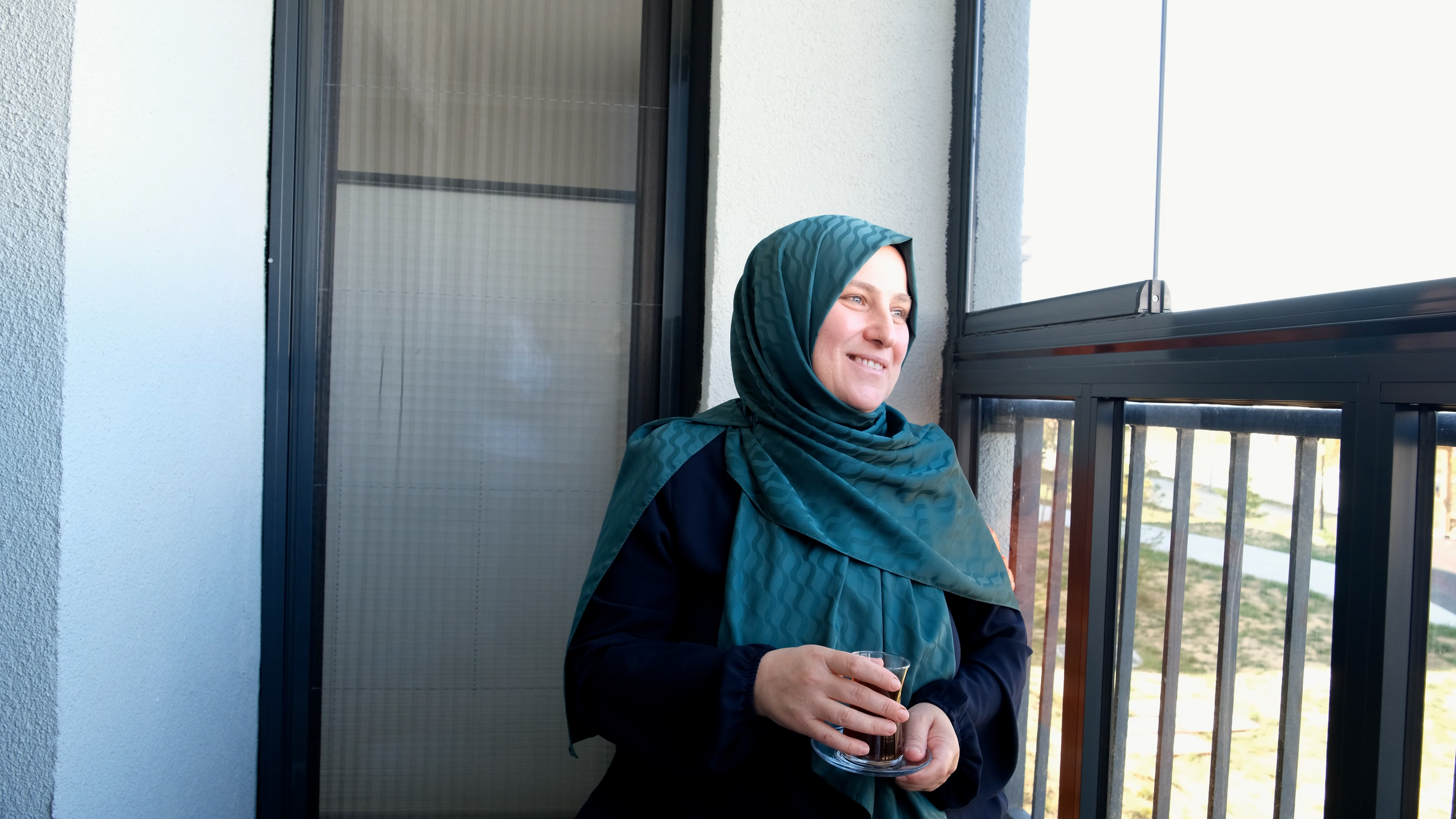 BAKAN KURUM’DAN SOSYAL KONUT PAYLAŞIMI