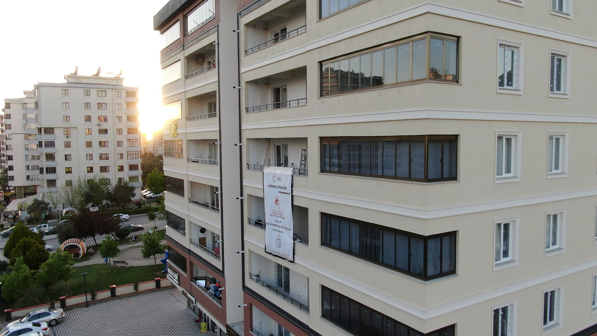 BAKAN KURUM’DAN DEPREM BÖLGESİNDE ‘YERİNDE DÖNÜŞÜM’ PAYLAŞIMI