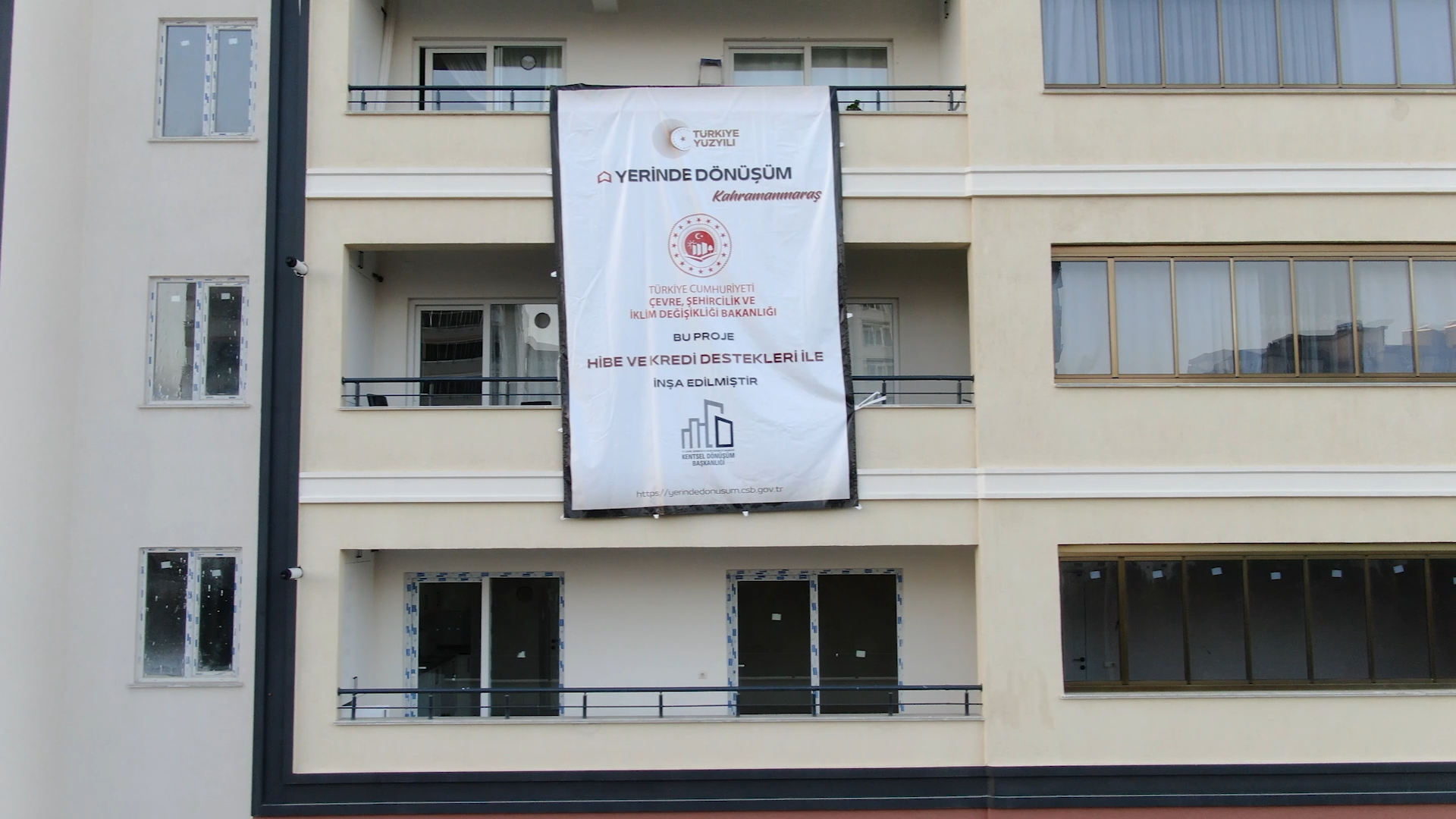 BAKAN KURUM’DAN DEPREM BÖLGESİNDE ‘YERİNDE DÖNÜŞÜM’ PAYLAŞIMI