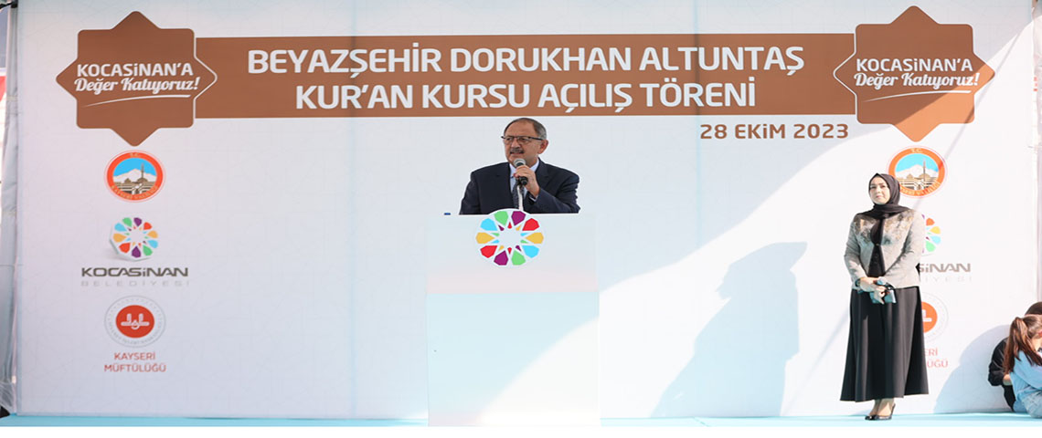 BAKAN MEHMET ÖZHASEKİ VATMAN KOLTUĞUNA OTURDU