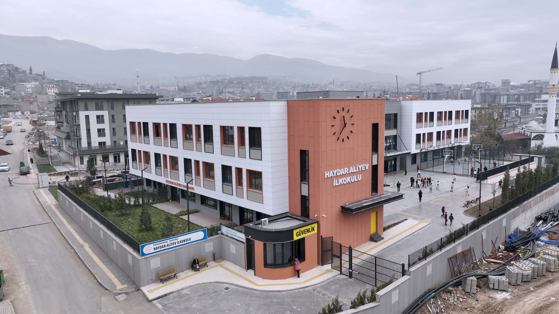 BAKAN MURAT KURUM’DAN KAHRAMANMARAŞ PAYLAŞIMI