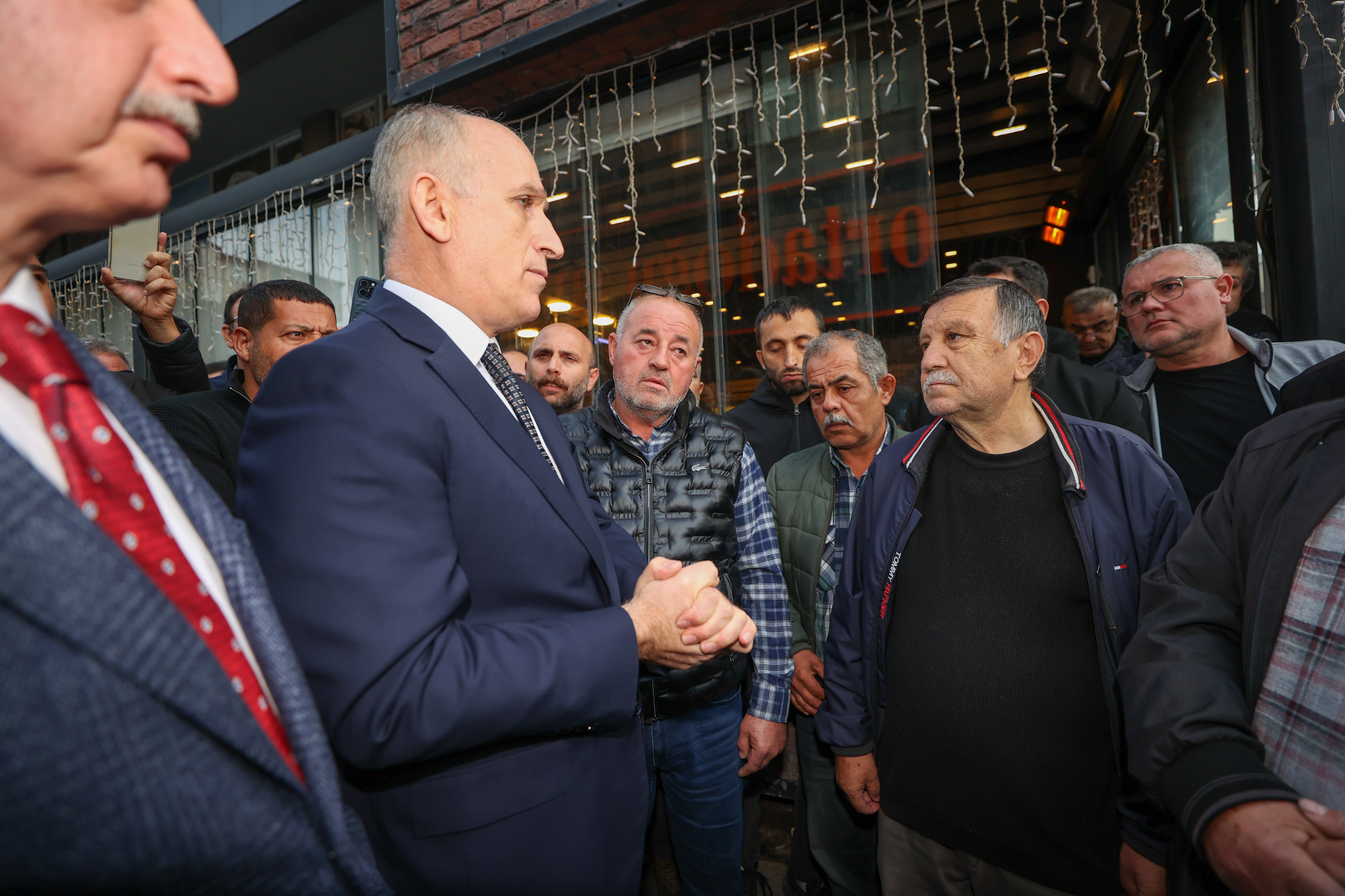 BAKAN YARDIMCISI BULUT’TAN, GEBZE’DE BOŞALTILAN BİNALARA İLİŞKİN AÇIKLAMA