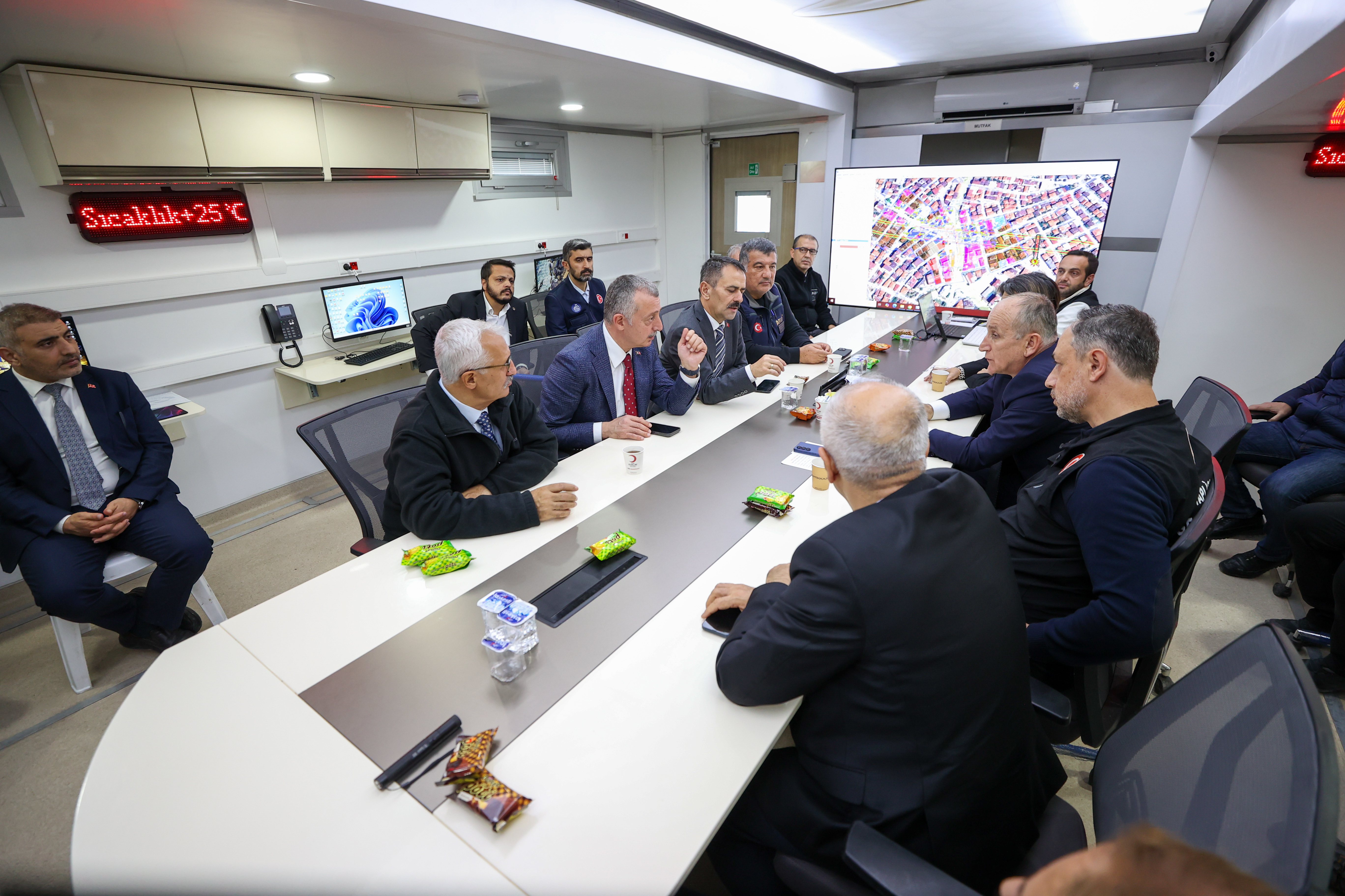 BAKAN YARDIMCISI BULUT’TAN, GEBZE’DE BOŞALTILAN BİNALARA İLİŞKİN AÇIKLAMA