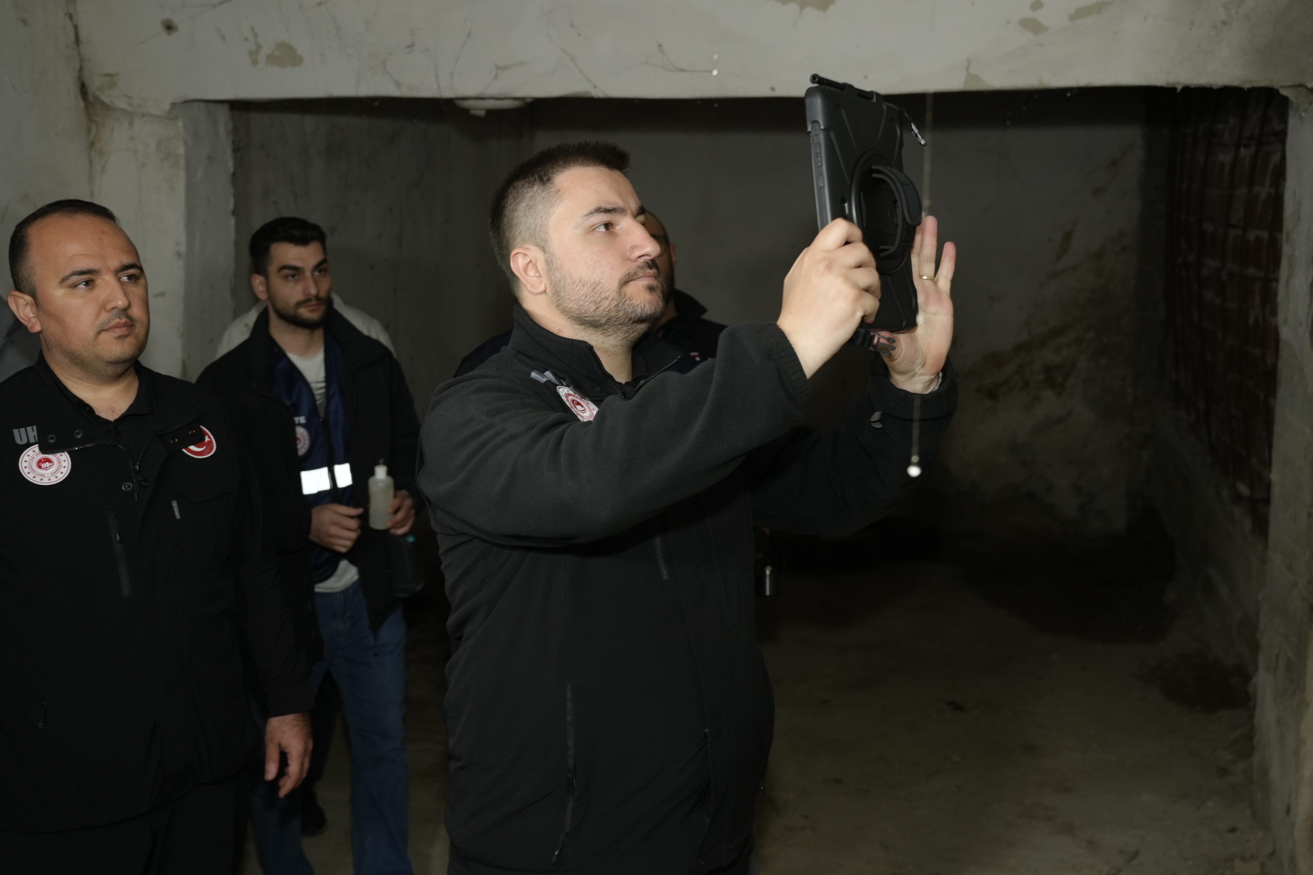BAKANLIK EKİPLERİNİN İSTANBUL’DA HASAR TESPİT ÇALIŞMALARI SÜRÜYOR