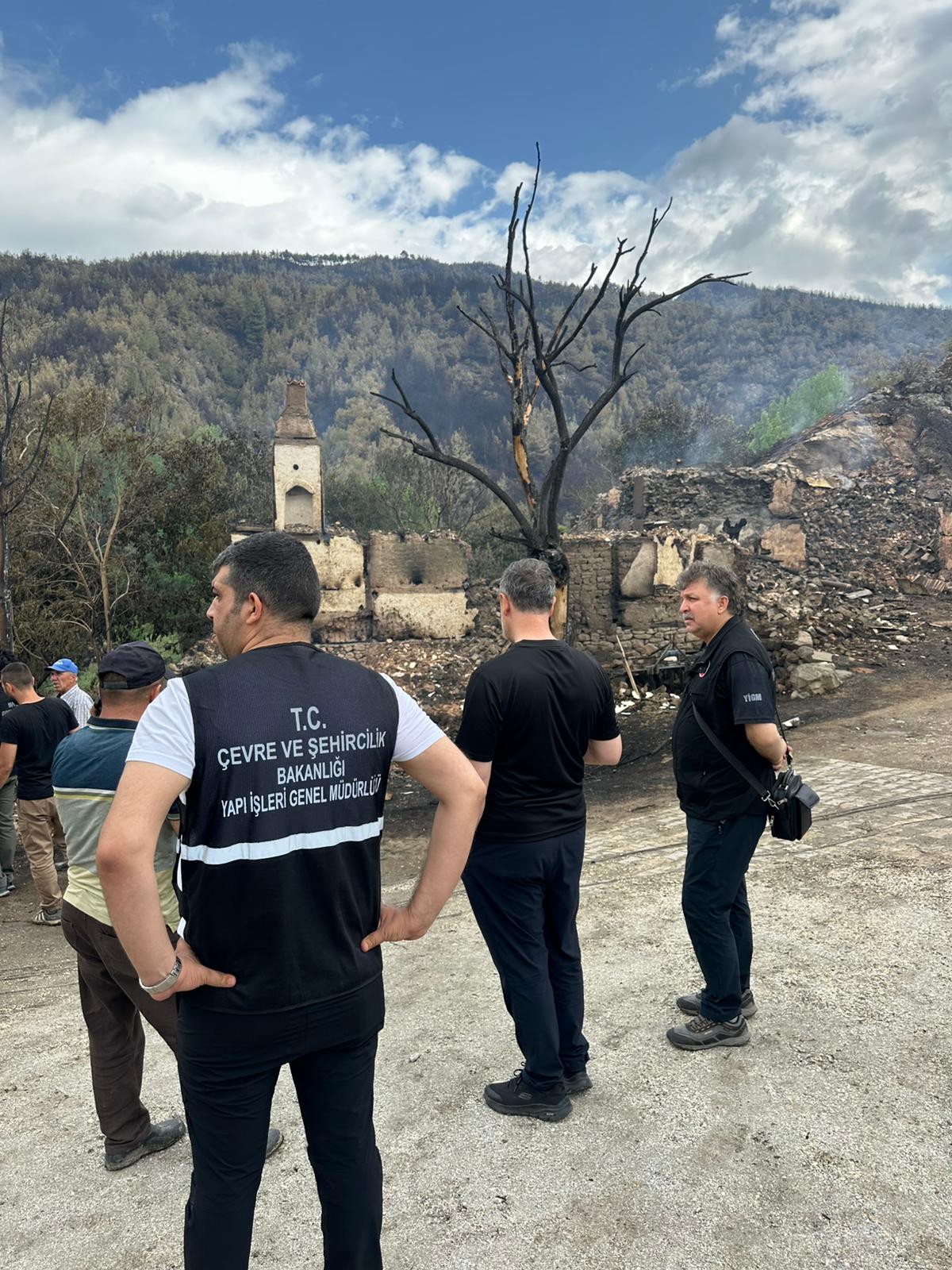 BİLECİK’TEKİ ORMAN YANGINIYLA İLGİLİ 2 İLÇEDEKİ 3 KÖYDE HASAR TESPİT ÇALIŞMALARI TAMAMLANDI