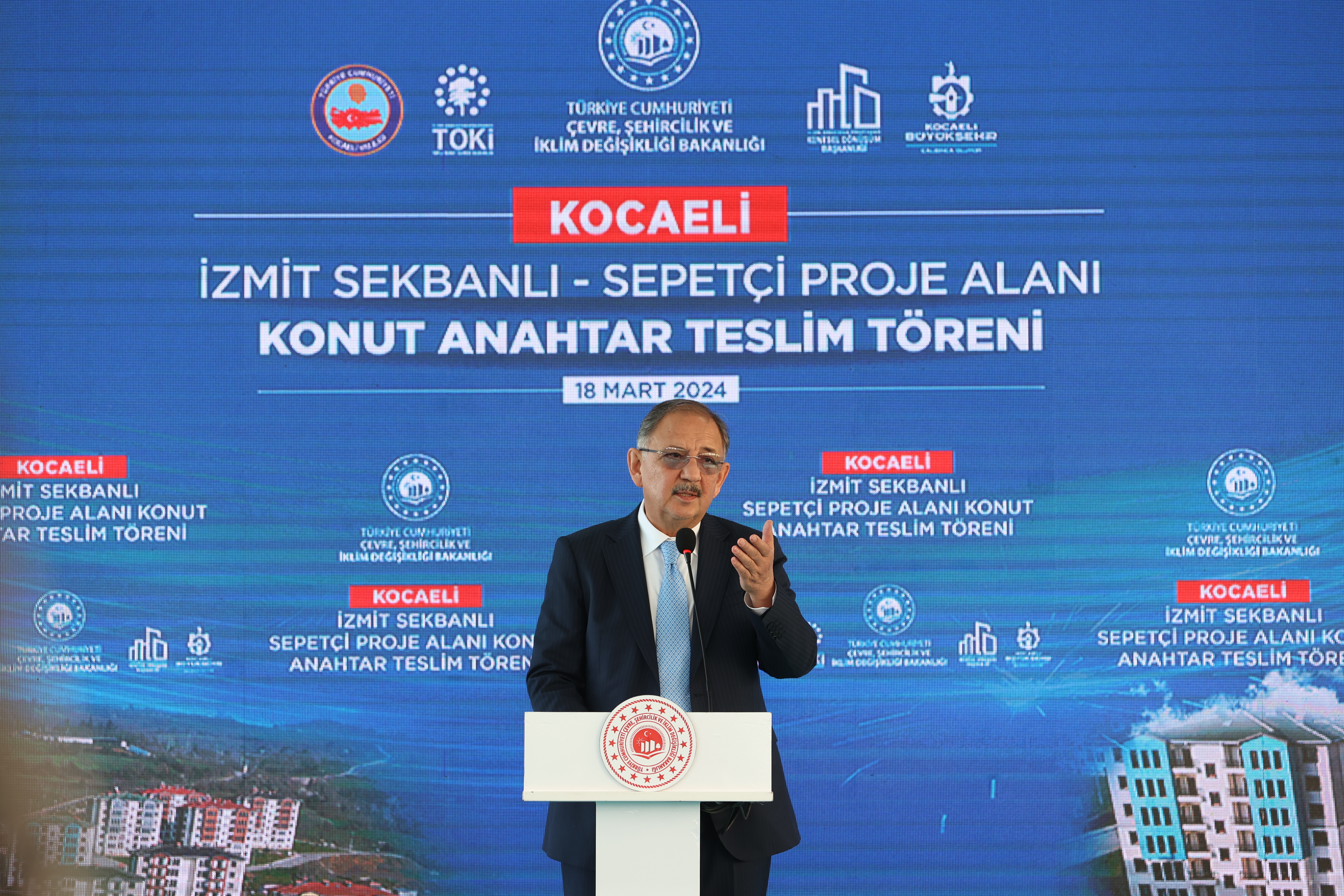 ÇEVRE, ŞEHİRCİLİK VE İKLİM DEĞİŞİKLİĞİ BAKANI MEHMET ÖZHASEKİ, KOCAELİ’NDE KONUŞTU: “KOCAELİ’NİN 7 YERİNDE KENTSEL DÖNÜŞÜM ÇALIŞMALARIMIZ DEVAM EDECEK”