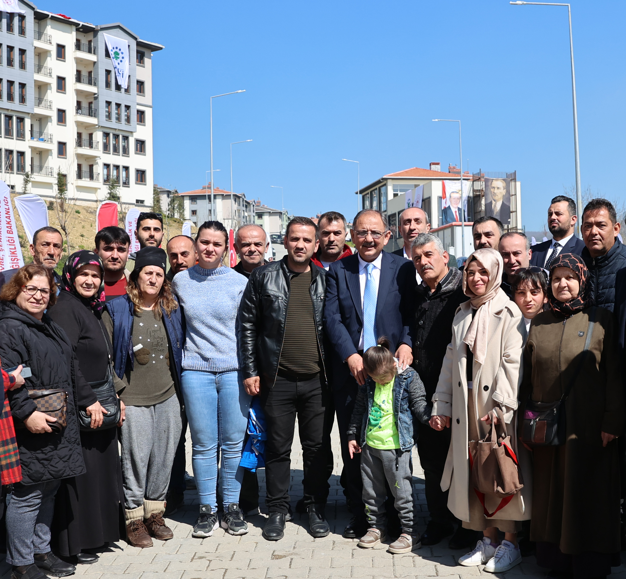 ÇEVRE, ŞEHİRCİLİK VE İKLİM DEĞİŞİKLİĞİ BAKANI MEHMET ÖZHASEKİ, KOCAELİ’NDE KONUŞTU: “KOCAELİ’NİN 7 YERİNDE KENTSEL DÖNÜŞÜM ÇALIŞMALARIMIZ DEVAM EDECEK”