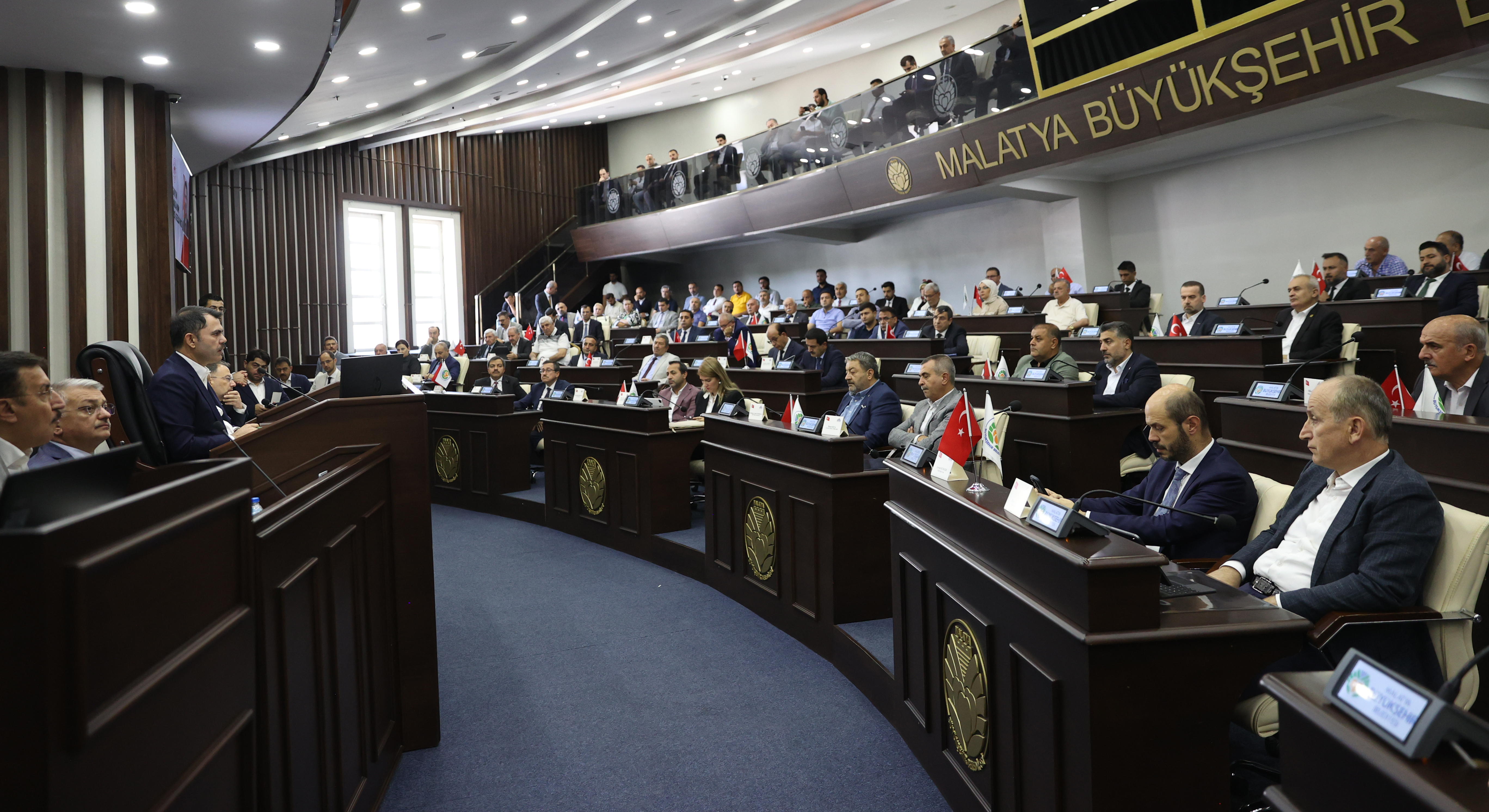 ÇEVRE, ŞEHİRCİLİK VE İKLİM DEĞİŞİKLİĞİ BAKANI MURAT KURUM MALATYA'DA KOORDİNASYON TOPLANTISINA KATILDI