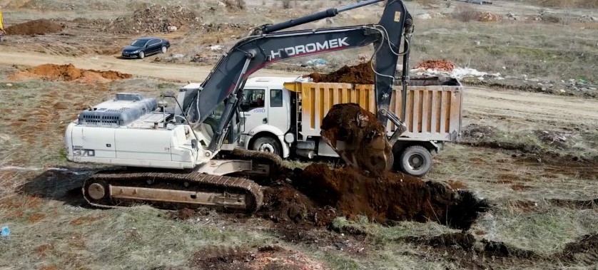 BAKAN KURUM: DEPREMDEN EN ÇOK ETKİLENEN İLÇELERİMİZDEN DOĞANŞEHİR’DE DE KAZMAYI VURDUK!