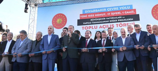 BAKAN MURAT KURUM DİYARBAKIR’DA TOPLU AÇILIŞ TÖRENİNE KATILDI