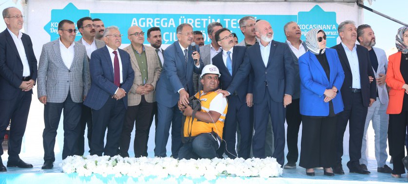 BAKAN ÖZHASEKİ: “KAYSERİ 1994 SEÇİMLERİ VE AK PARTİ İKTİDARIYLA GELİŞTİ”