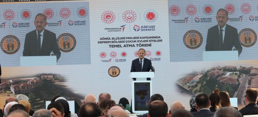 BAKAN ÖZHASEKİ: “ÖNCE YETİM YAVRULARIMIZIN YÜZÜNÜ GÜLDÜRECEĞİZ”