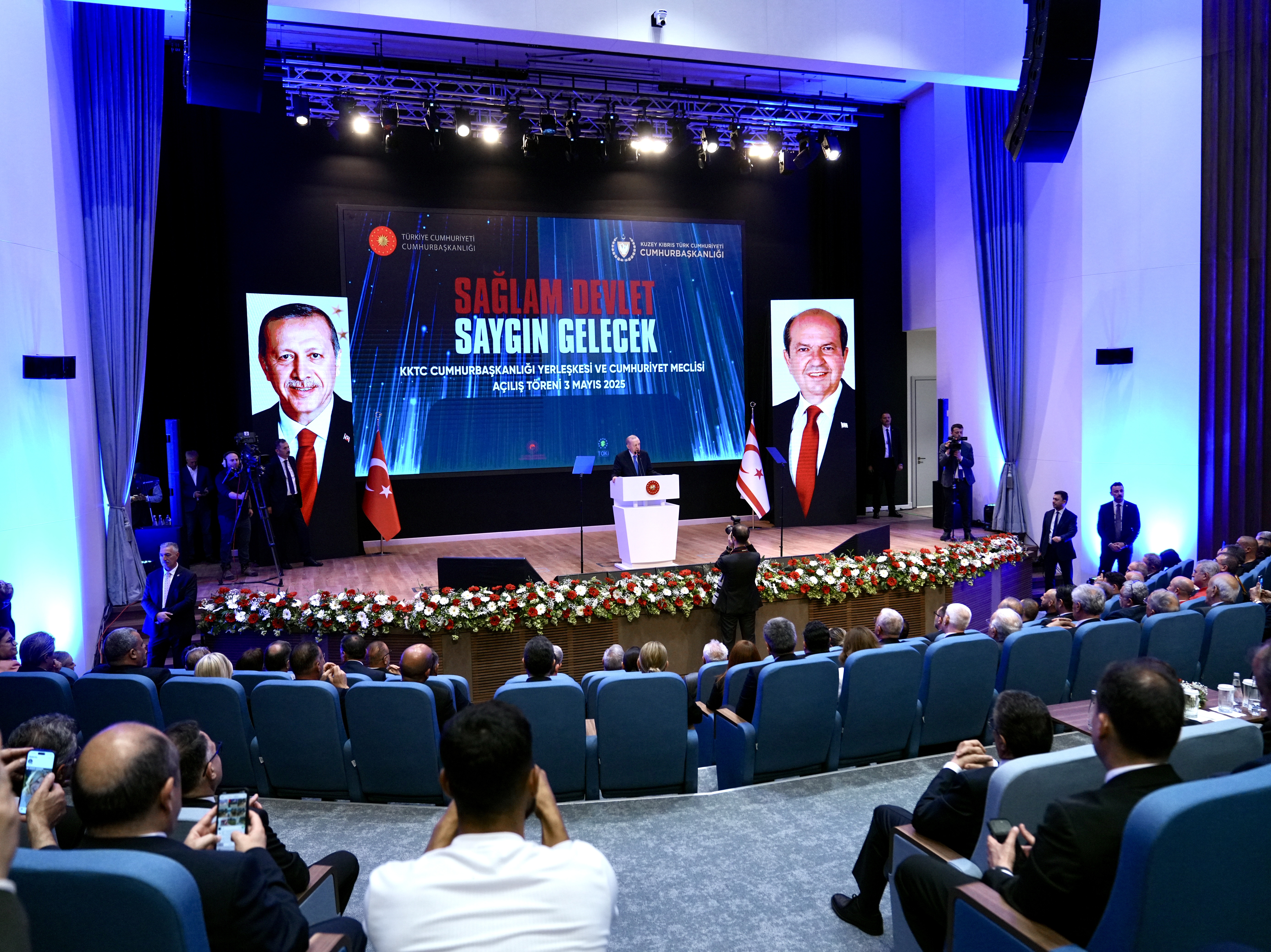 CUMHURBAŞKANI ERDOĞAN’IN KATILIMIYLA KKTC CUMHURBAŞKANLIĞI VE MECLİS BİNALARI AÇILDI