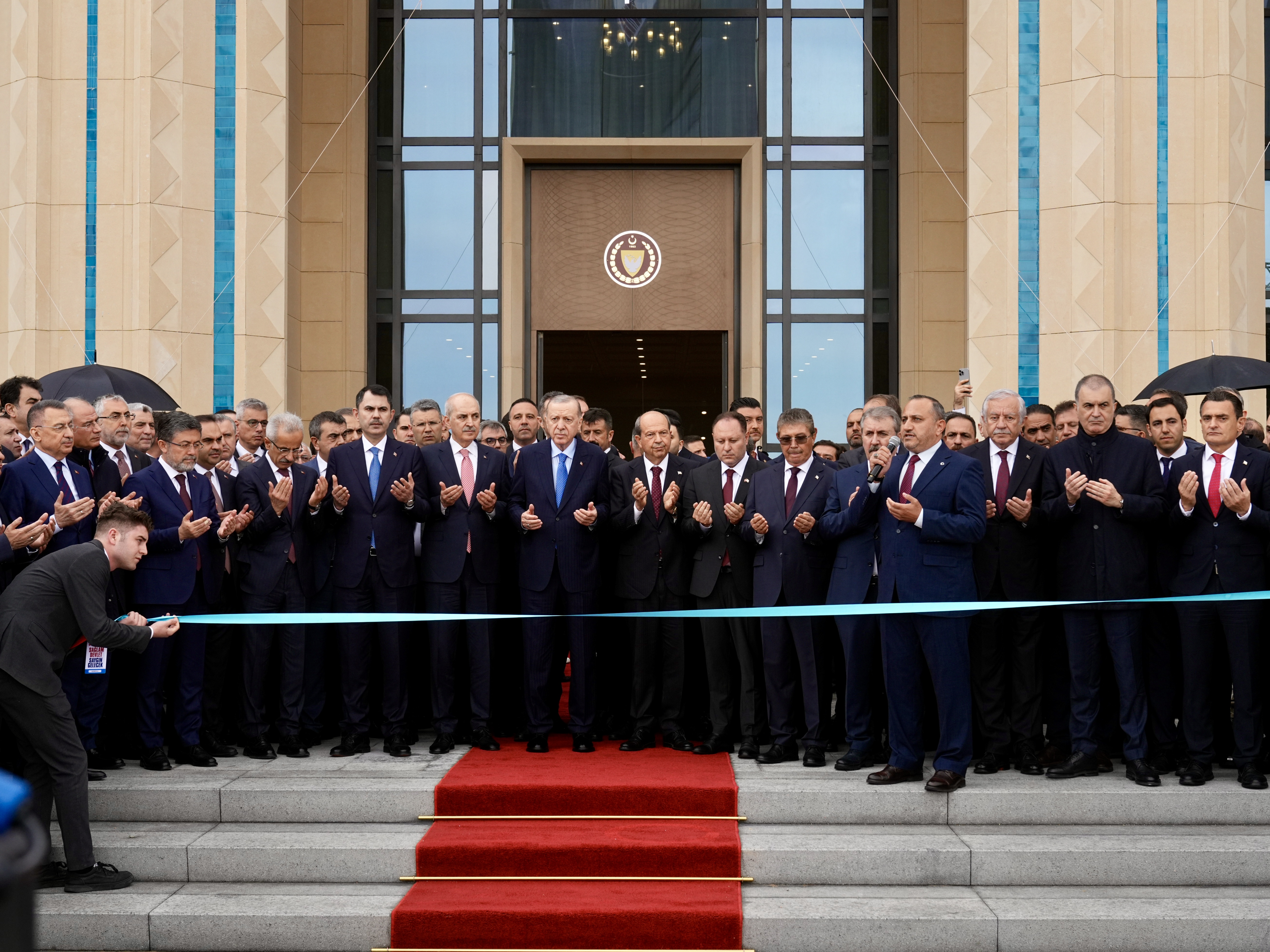 CUMHURBAŞKANI ERDOĞAN’IN KATILIMIYLA KKTC CUMHURBAŞKANLIĞI VE MECLİS BİNALARI AÇILDI
