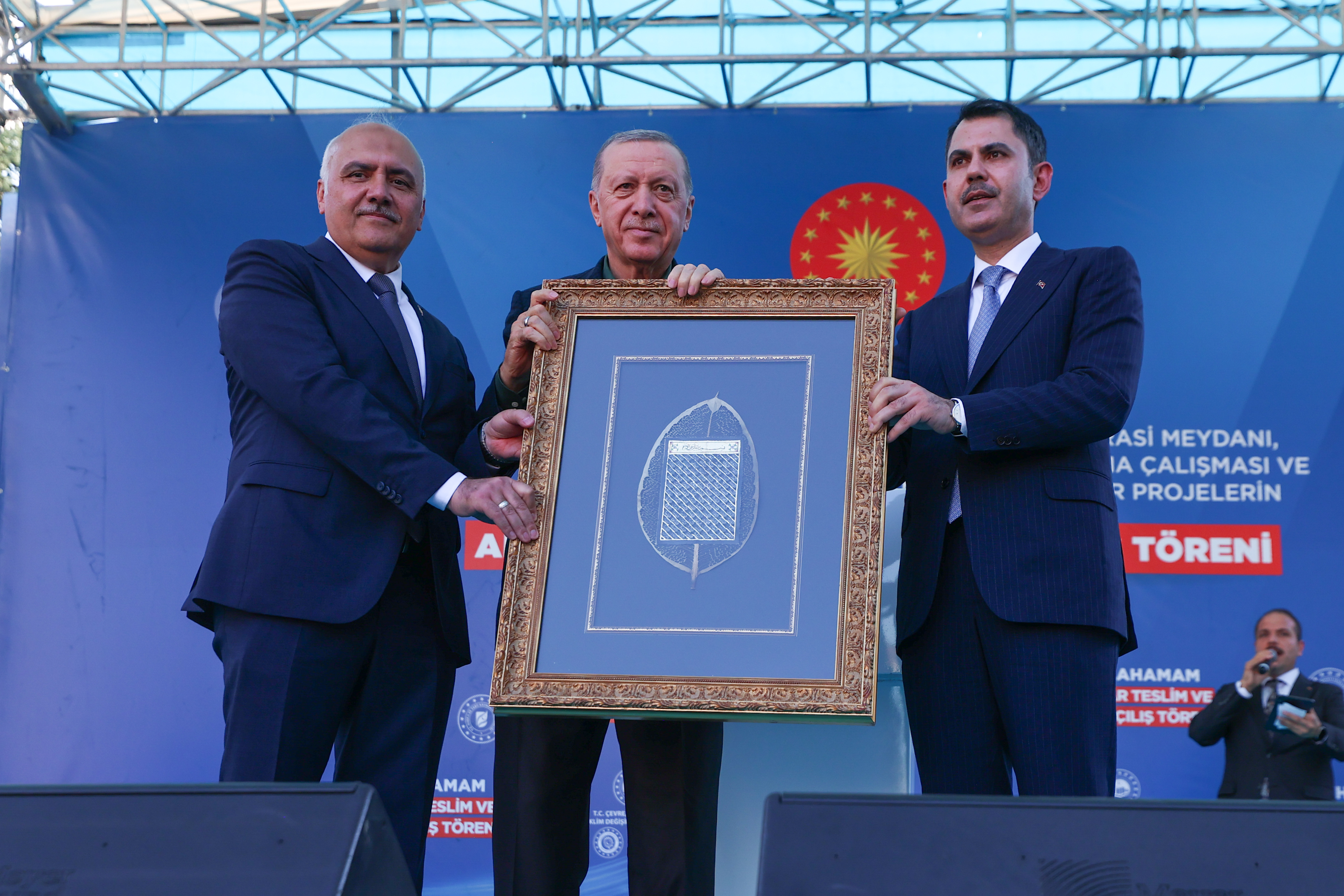 CUMHURBAŞKANI ERDOĞAN VE BAKAN KURUM KIZILCAHAMAM TOPLU AÇILIŞ TÖRENİNE KATILDI