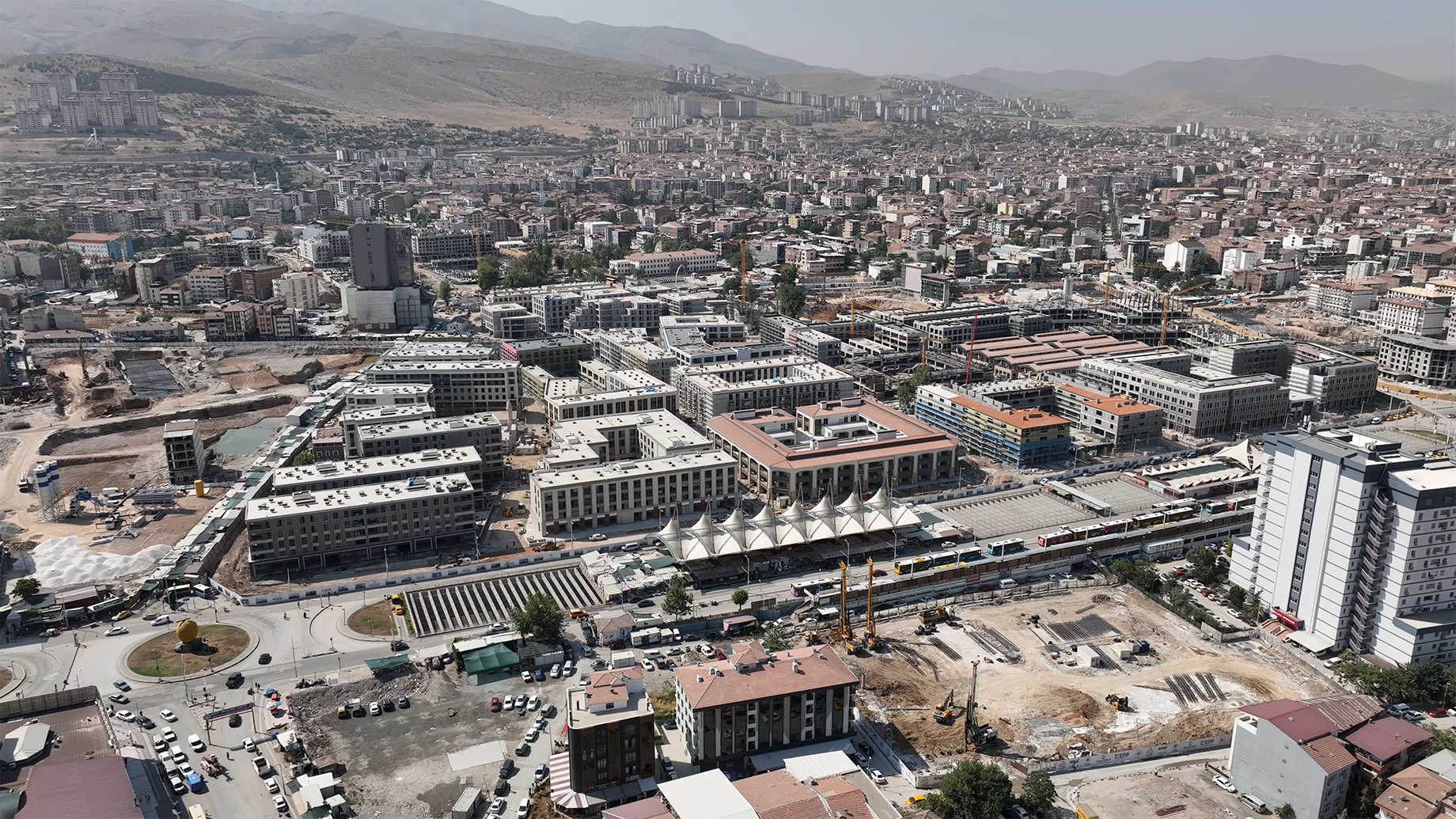 DEPREM BÖLGESİNDE NASIL MI ÇALIŞIYORUZ?