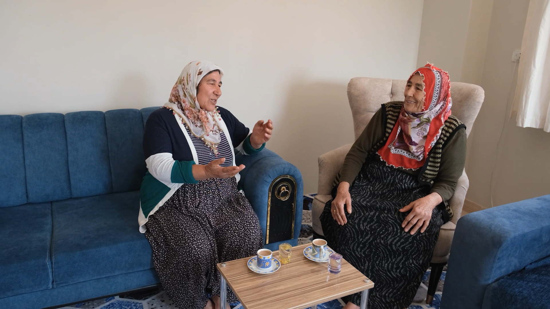 DEPREMZEDE ZELİHA UZUN: YAPAMIYOR DİYENLER BAKSIN; YAPAN NASIL YAPMIŞ