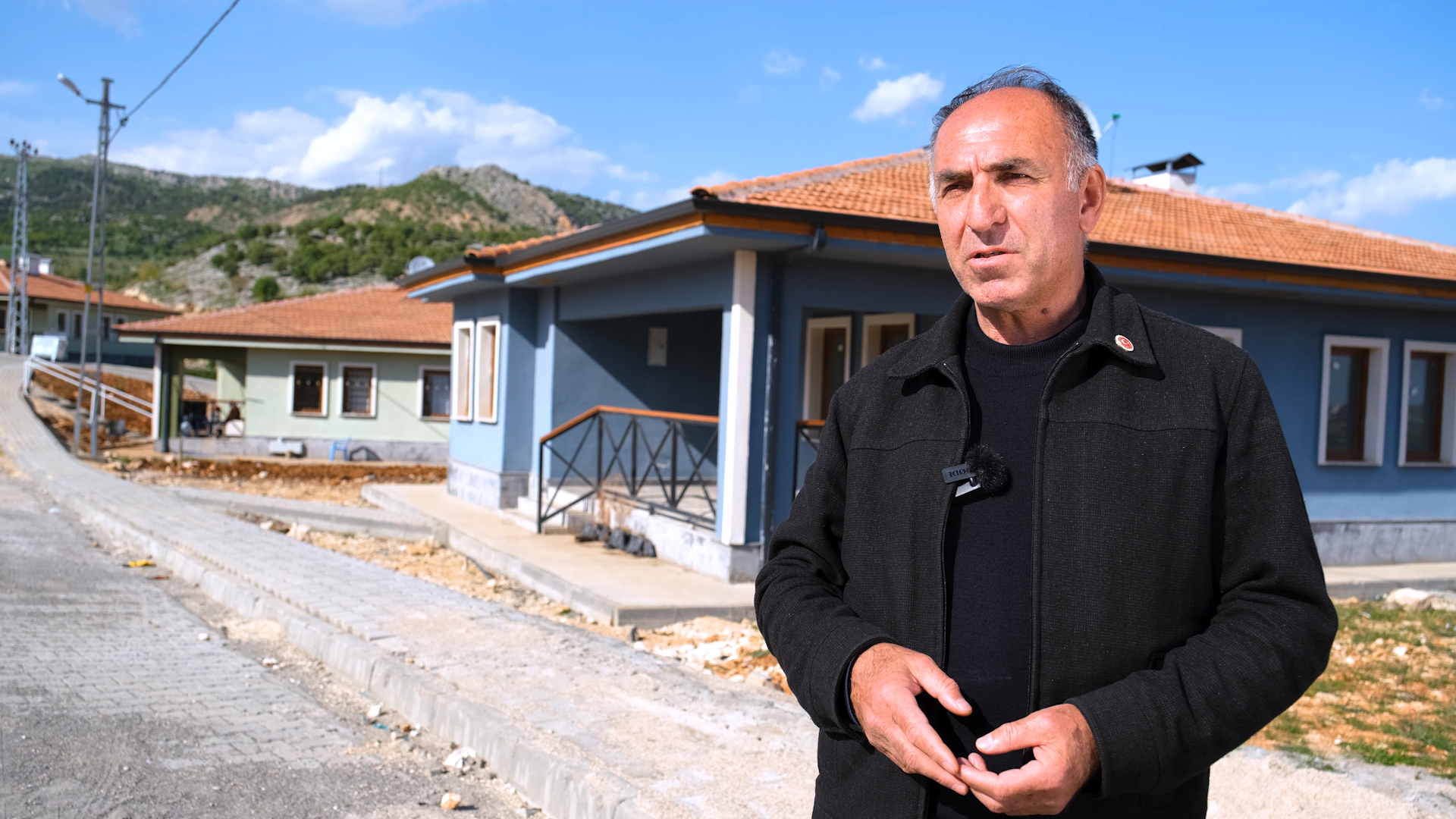 DEPREMZEDE ZELİHA UZUN: YAPAMIYOR DİYENLER BAKSIN; YAPAN NASIL YAPMIŞ