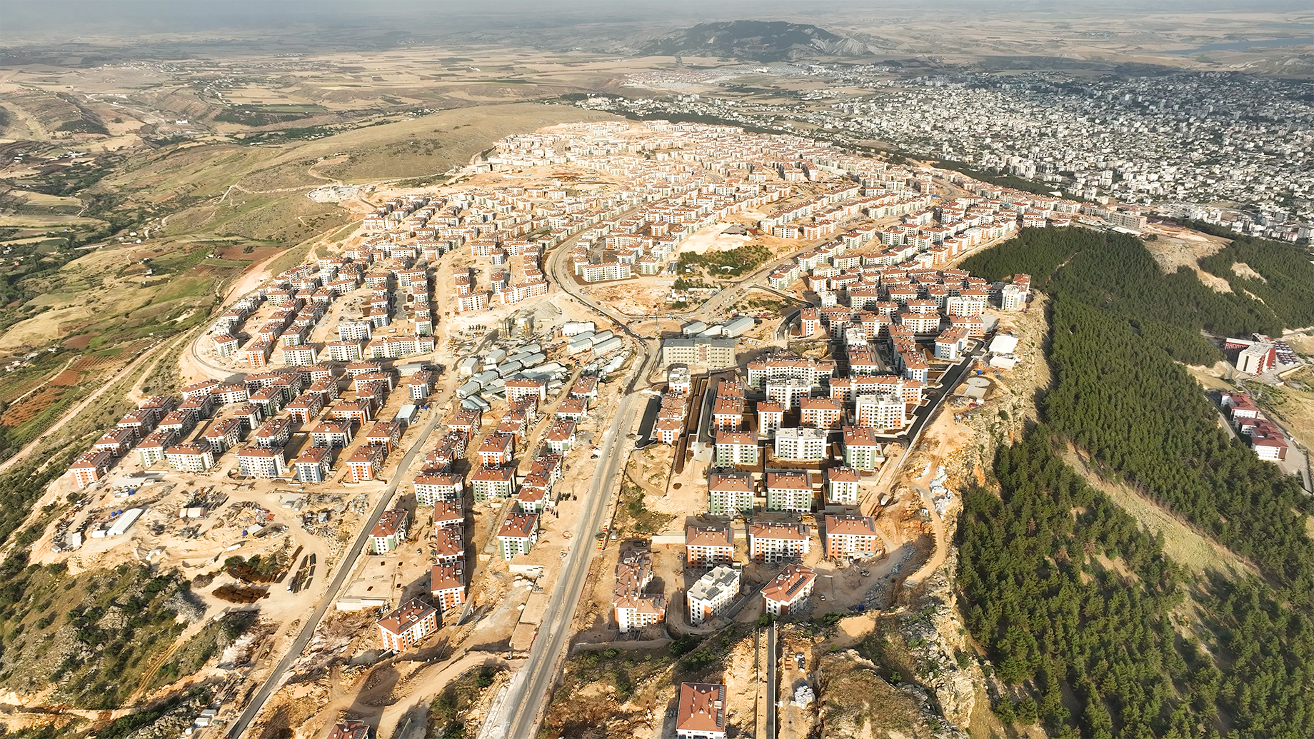 İNDERE’DE ÇİFTE BAYRAM