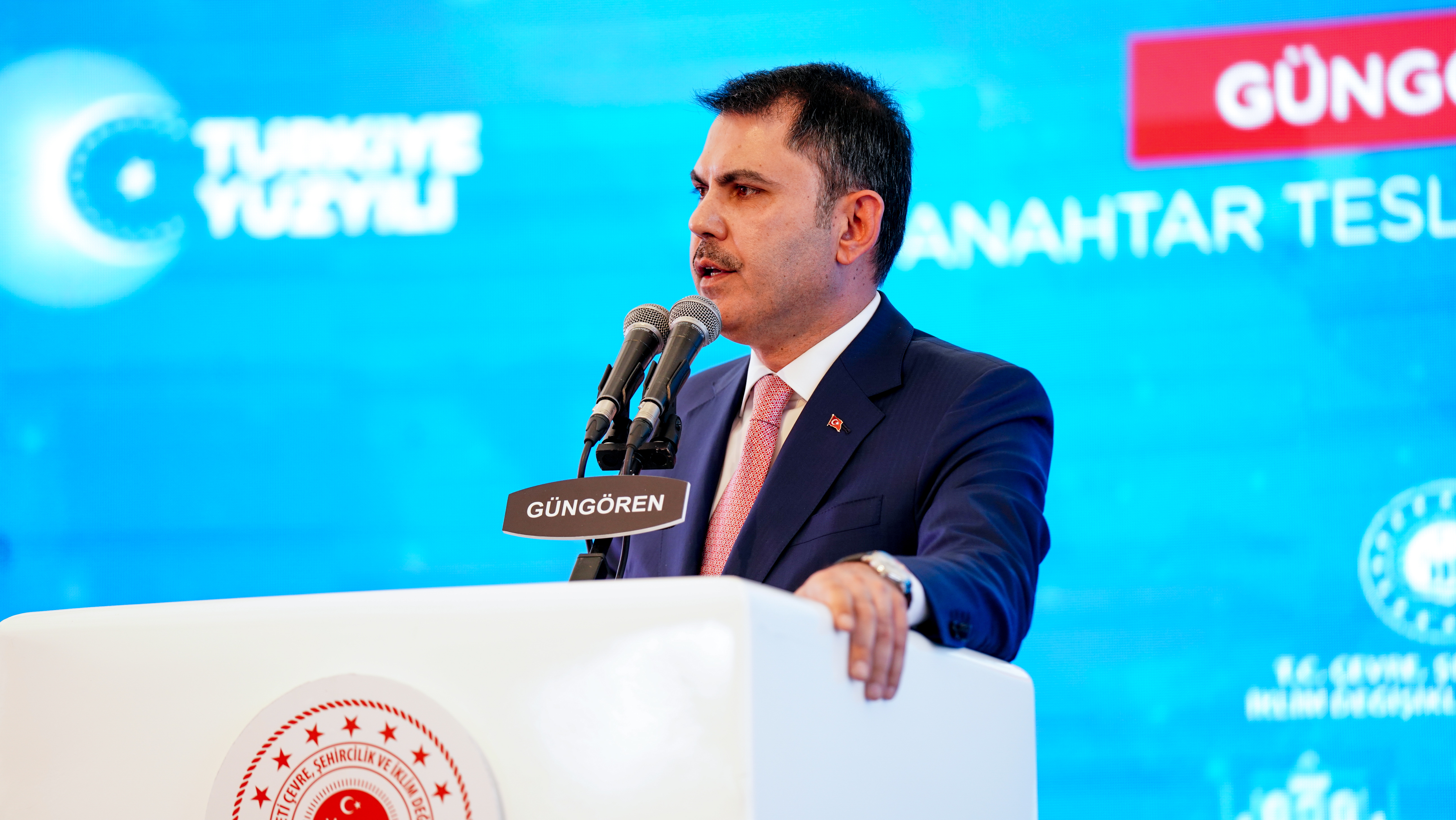 “İSTANBUL’UMUZU KİMSENİN İNSAFINA TERK ETMEYECEĞİZ”
