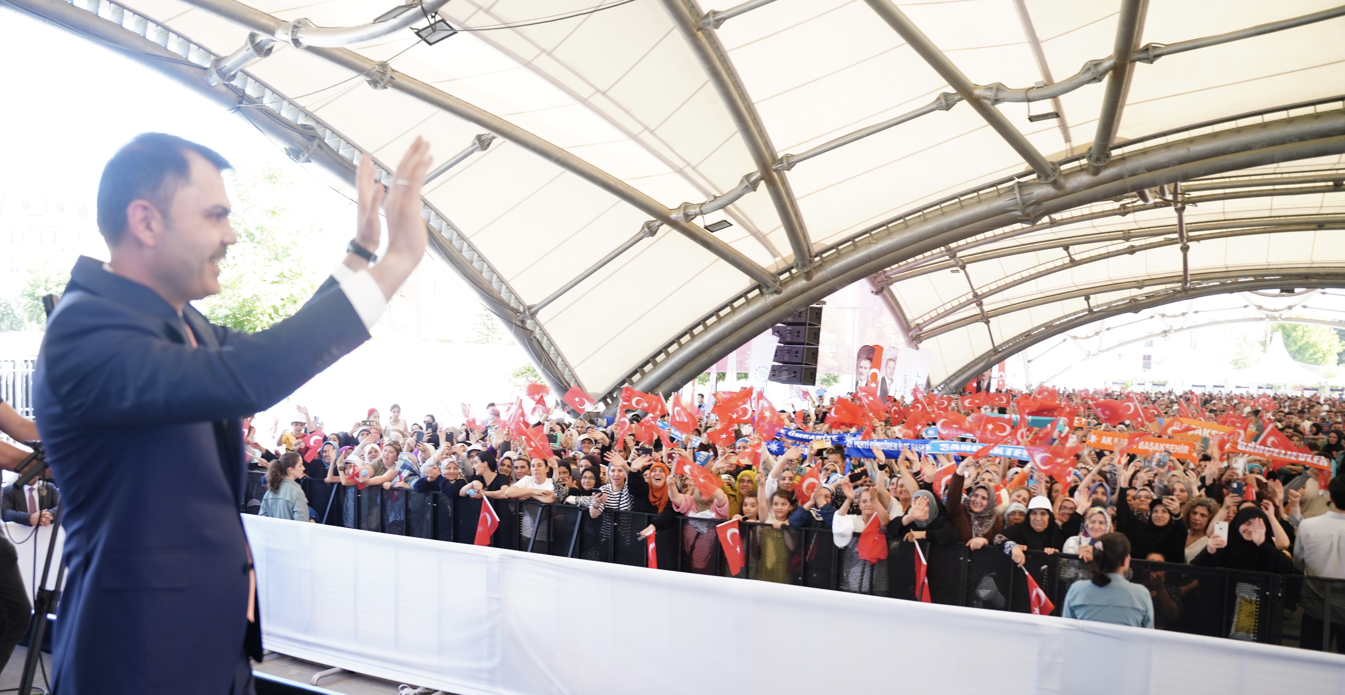 “İSTANBUL’UMUZU KİMSENİN İNSAFINA TERK ETMEYECEĞİZ”