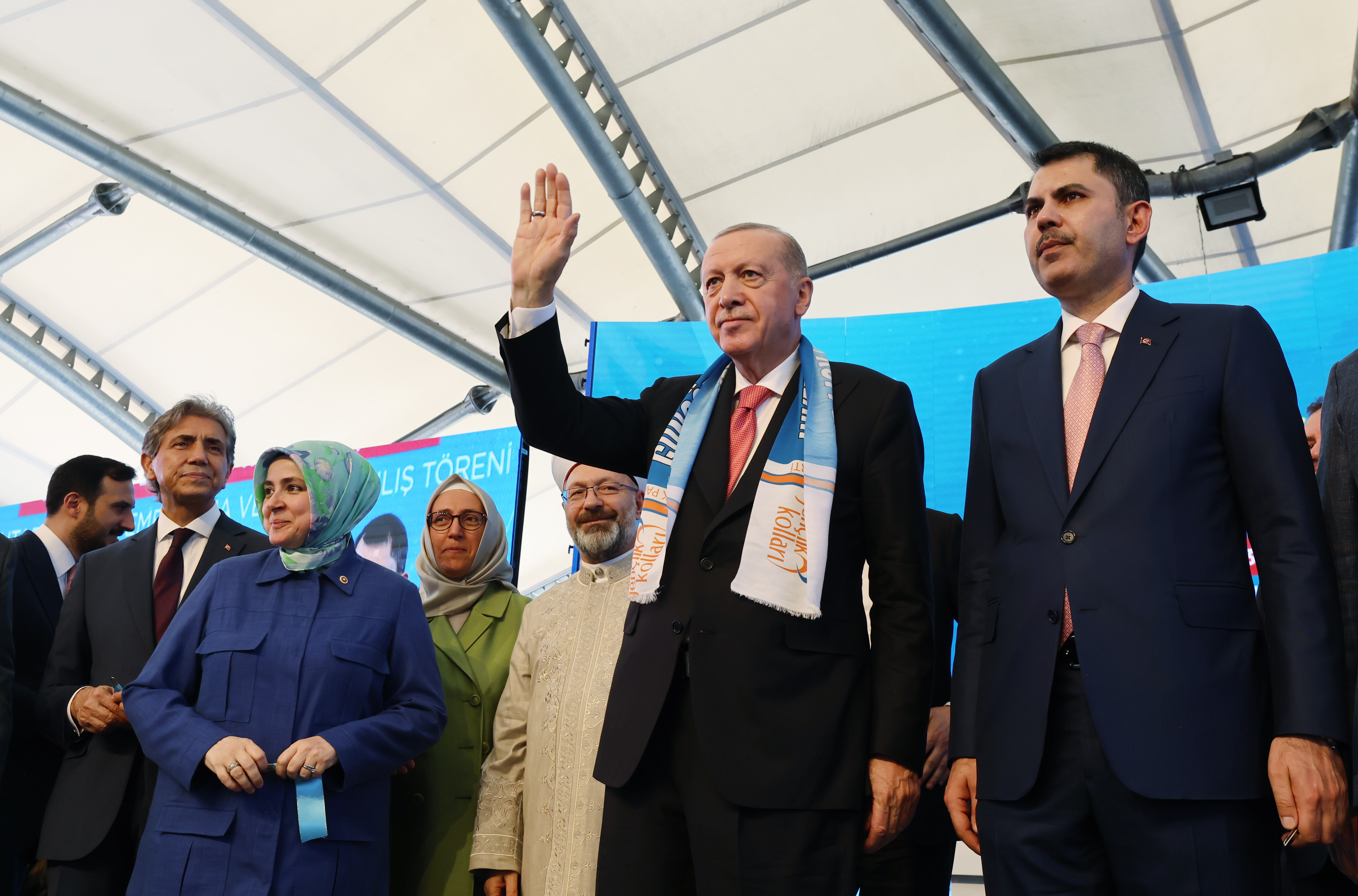 “İSTANBUL’UMUZU KİMSENİN İNSAFINA TERK ETMEYECEĞİZ”