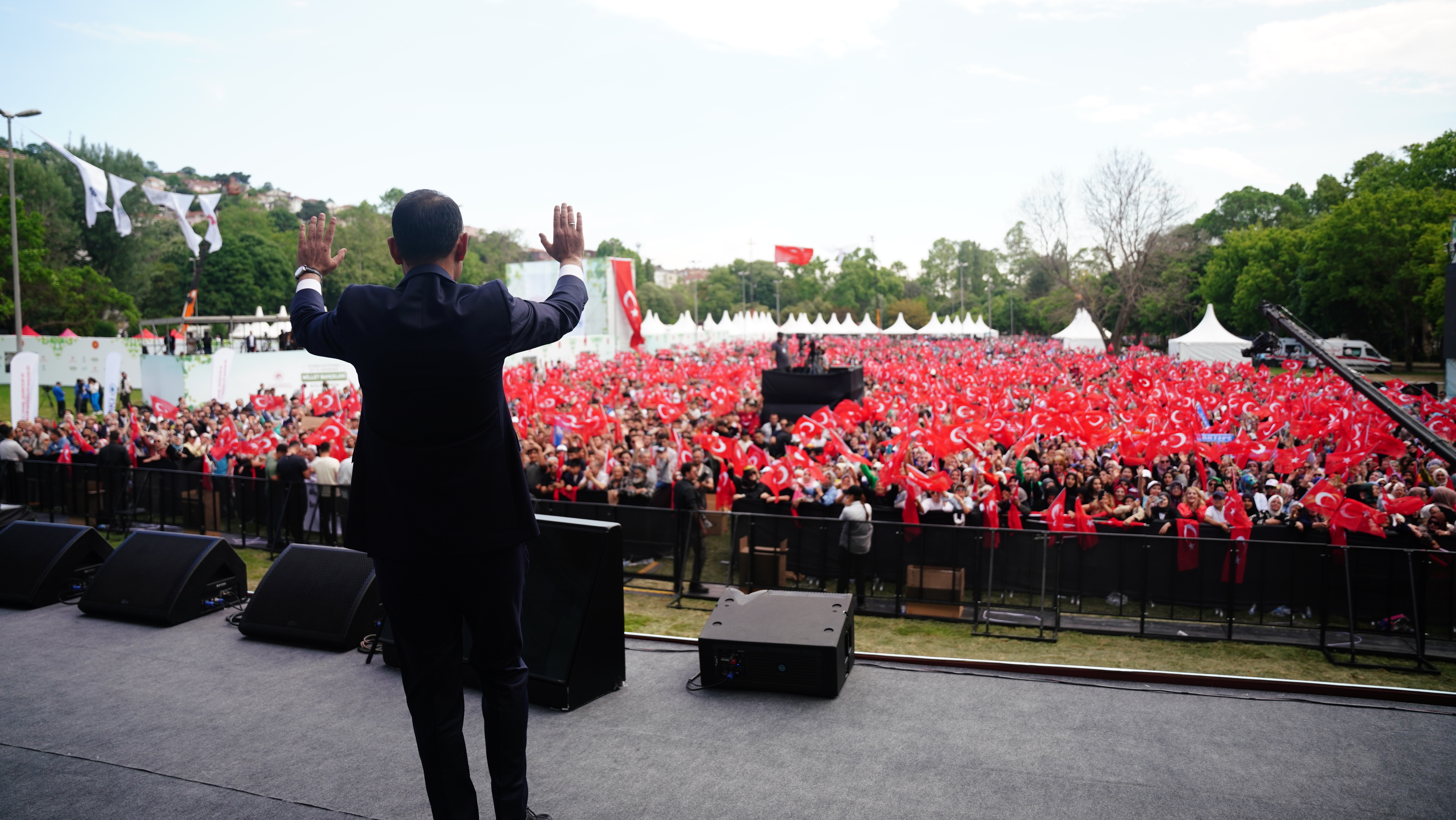 İSTANBUL'DA 4 YENİ MİLLET BAHÇESİ AÇILDI