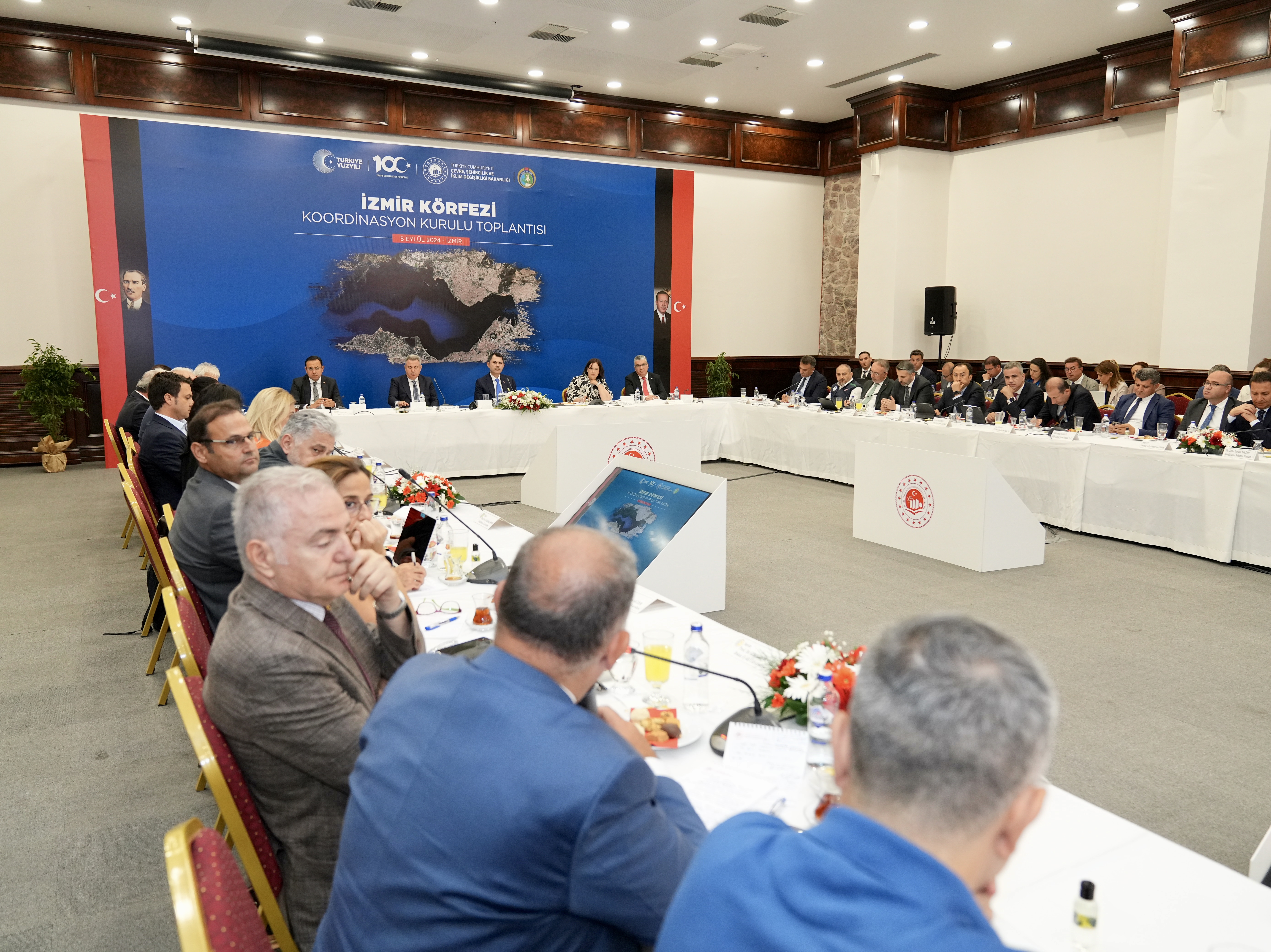 İZMİR KÖRFEZİ KOORDİNASYON KURULU BAKAN KURUM BAŞKANLIĞINDA TOPLANDI