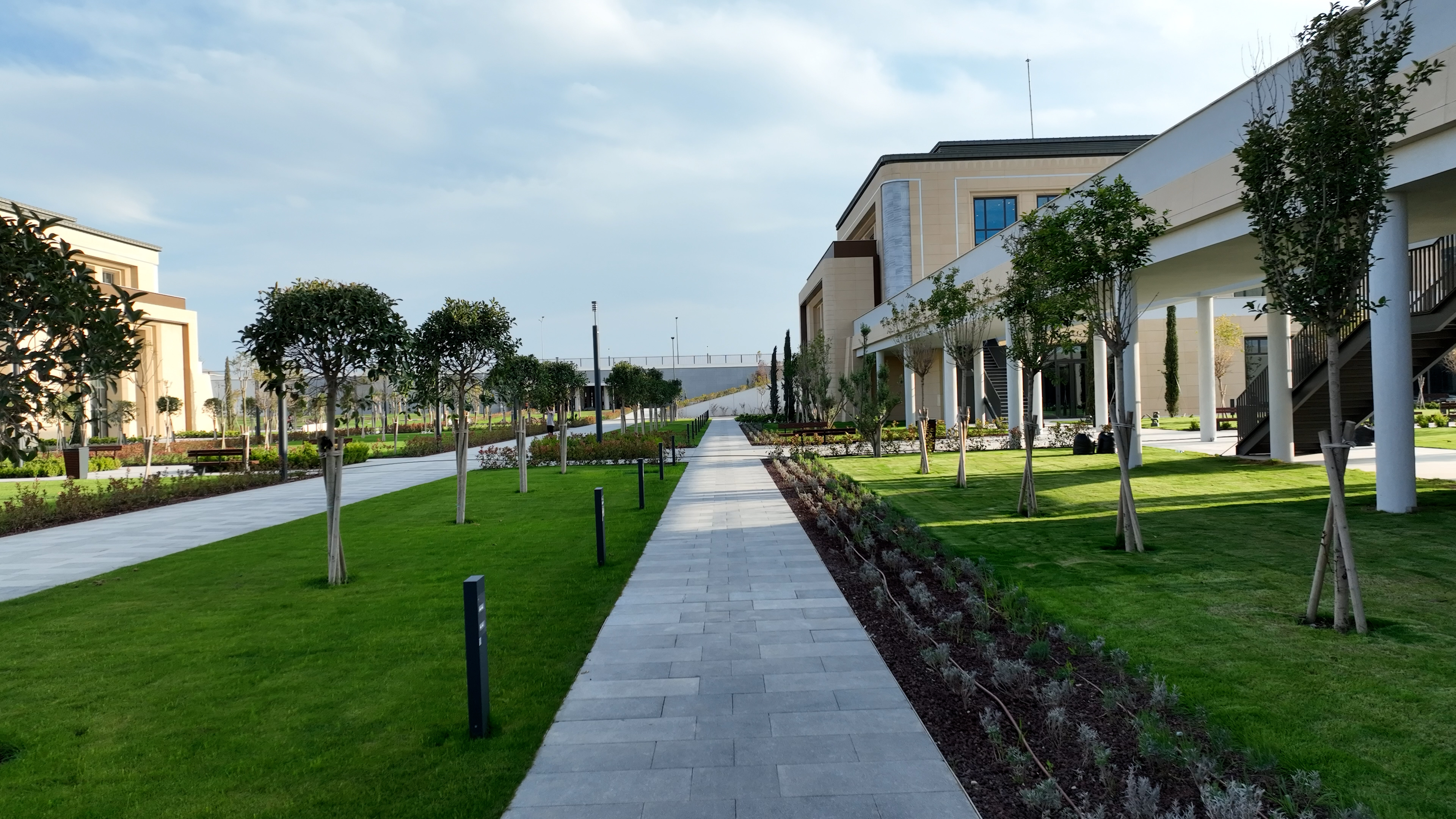 KKTC CUMHURBAŞKANLIĞI VE MECLİS BİNALARI AÇILIŞI GERÇEKLEŞTİ