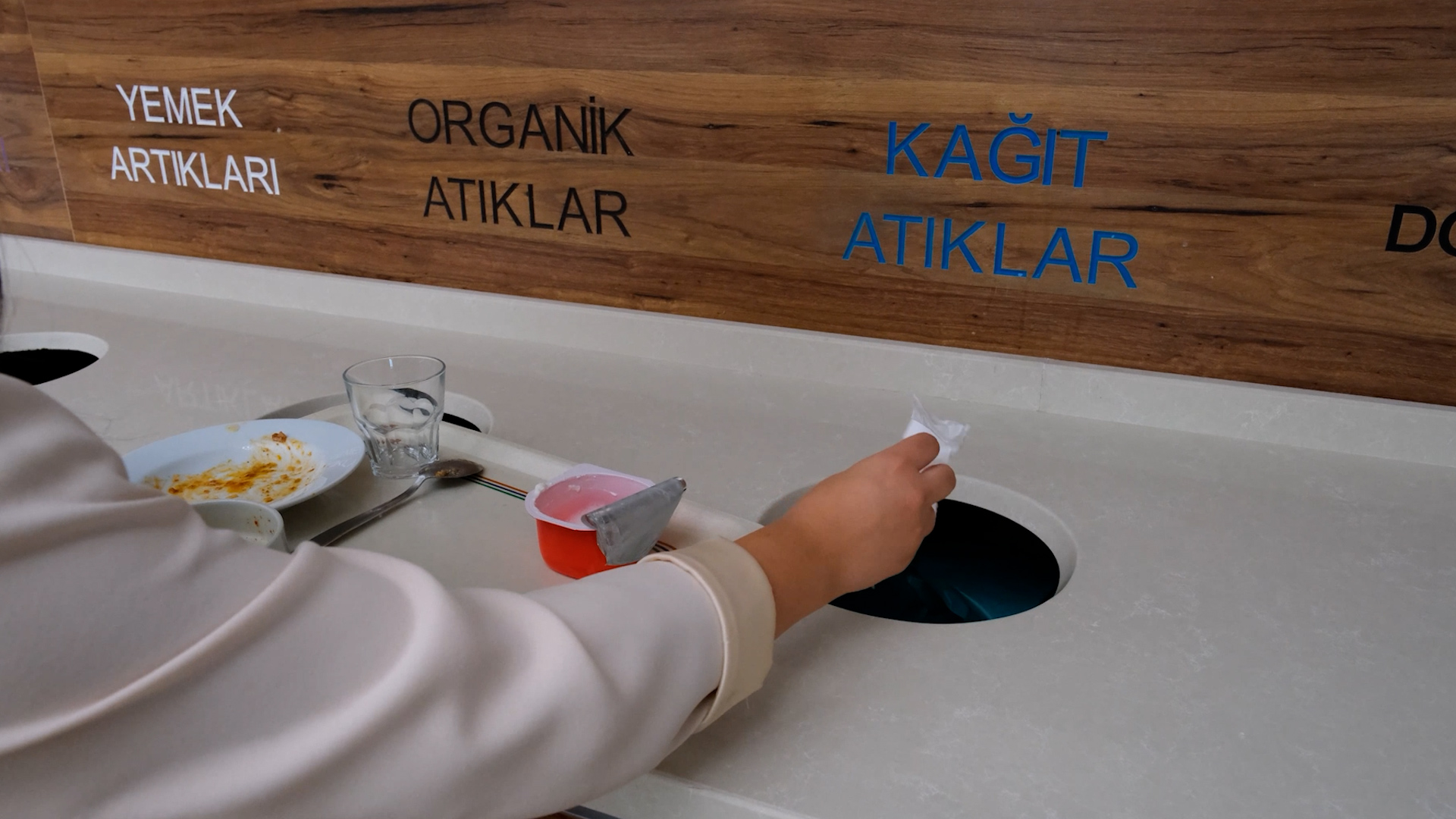 KÜRESEL ÇEVRE HAREKETİ SIFIR ATIK 8 YAŞINDA
