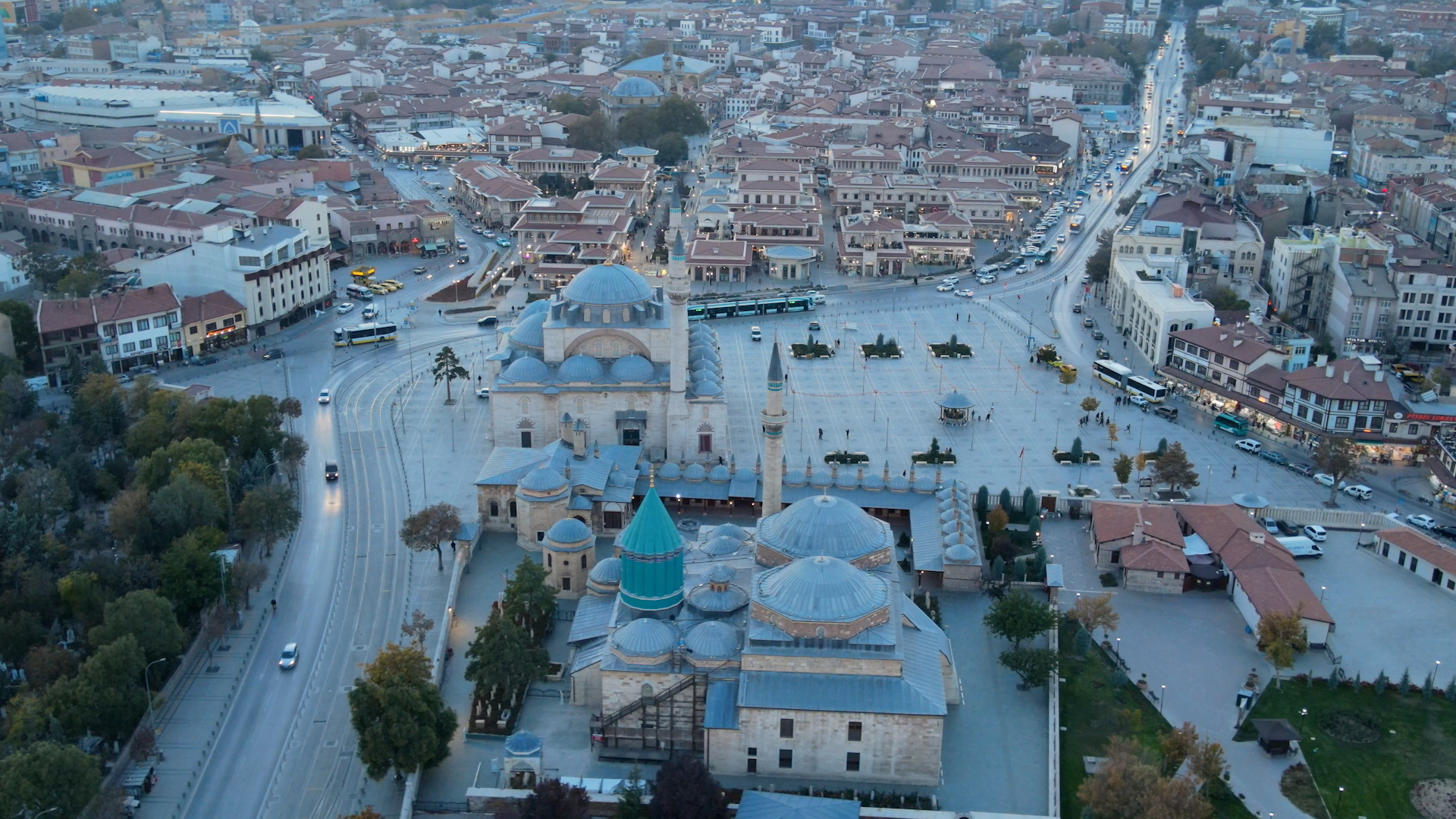 MEVLANA’NIN ŞEHRİNDE ÖRNEK DÖNÜŞÜM